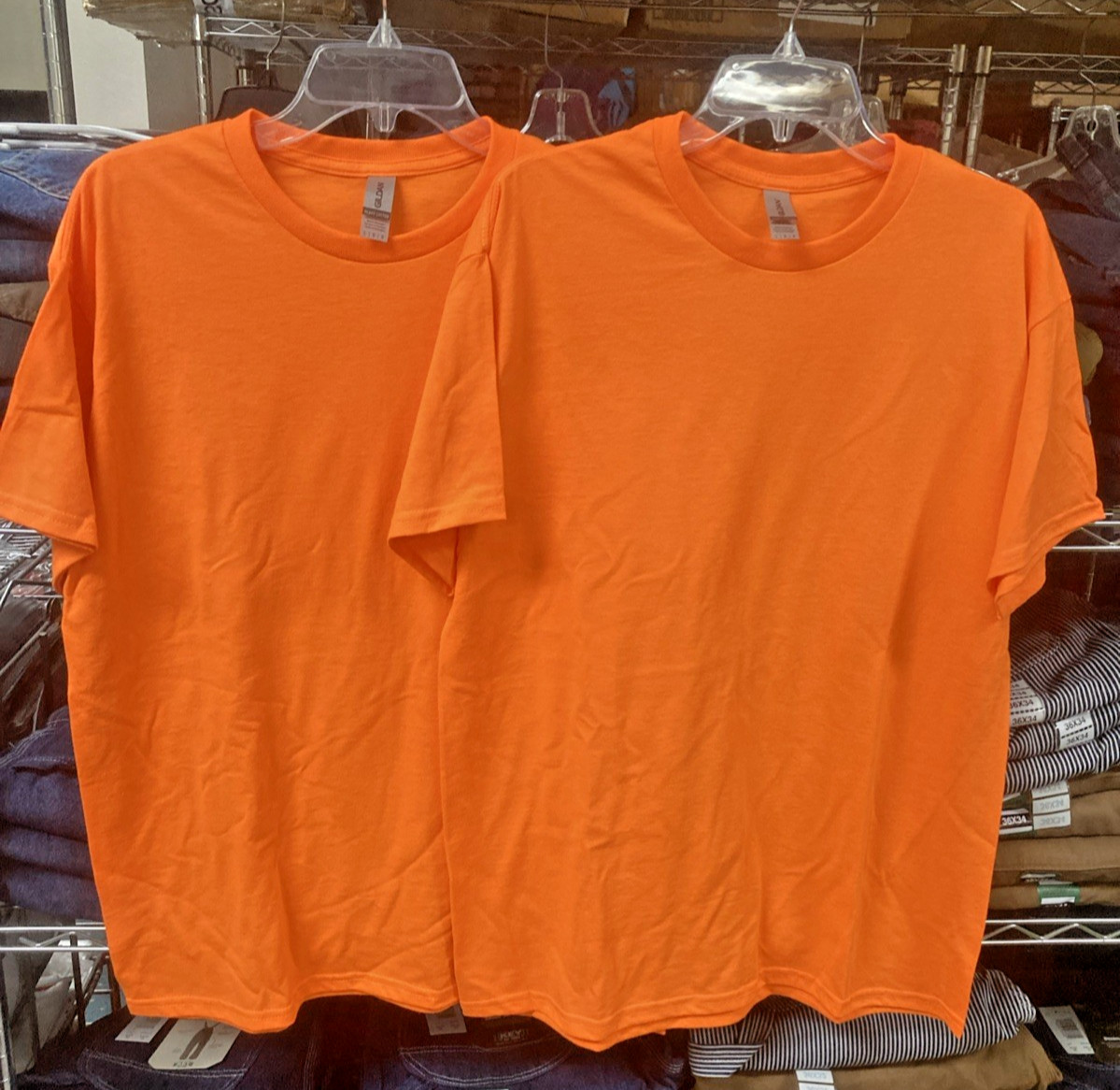 Gildan Men’s Heavy Cotton 5.3oz High Viz Safety Orange T-Shirt, Large, 2-pack