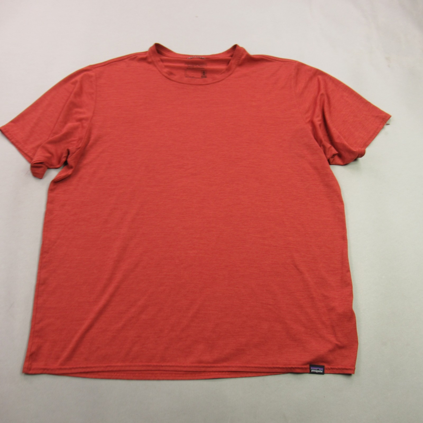 Patagonia Shirt Mens Large Red Short Sleeve Crew Neck Casual Outdoors