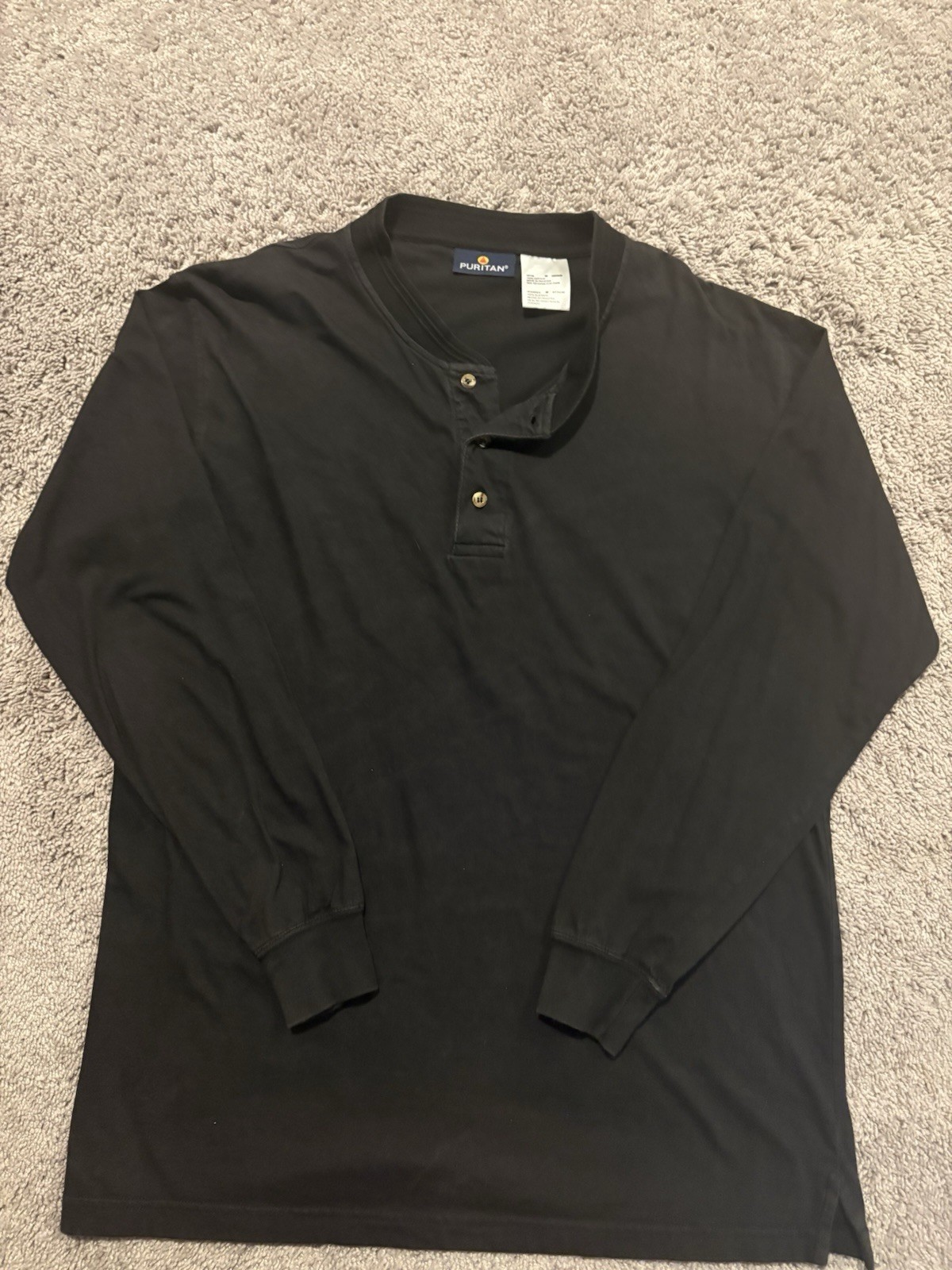 Vintage Y2K Puritan Men’s Long Sleeve Henley Shirt | Faded Black Medium