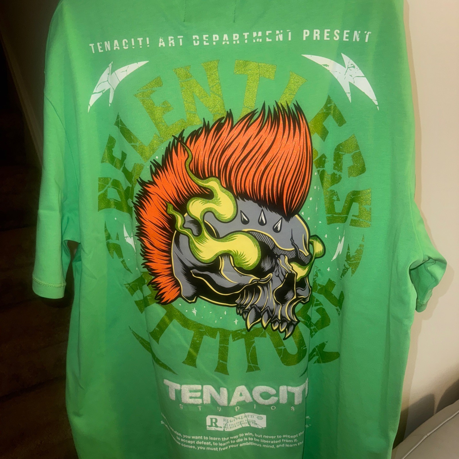 TENACITI STUDIO Green and orange skull T-shirt size 3 XL puff print
