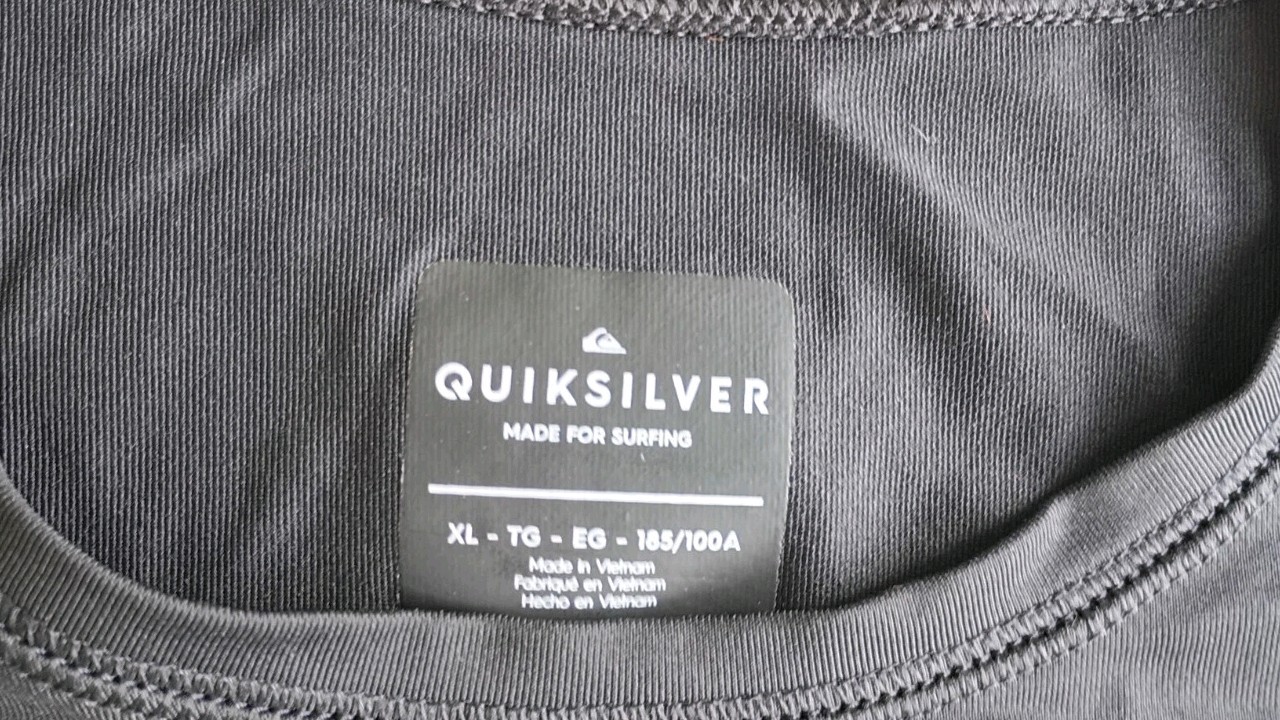 Quicksilver Black Graphic T-shirt Men’s Size XL 45 New with tag