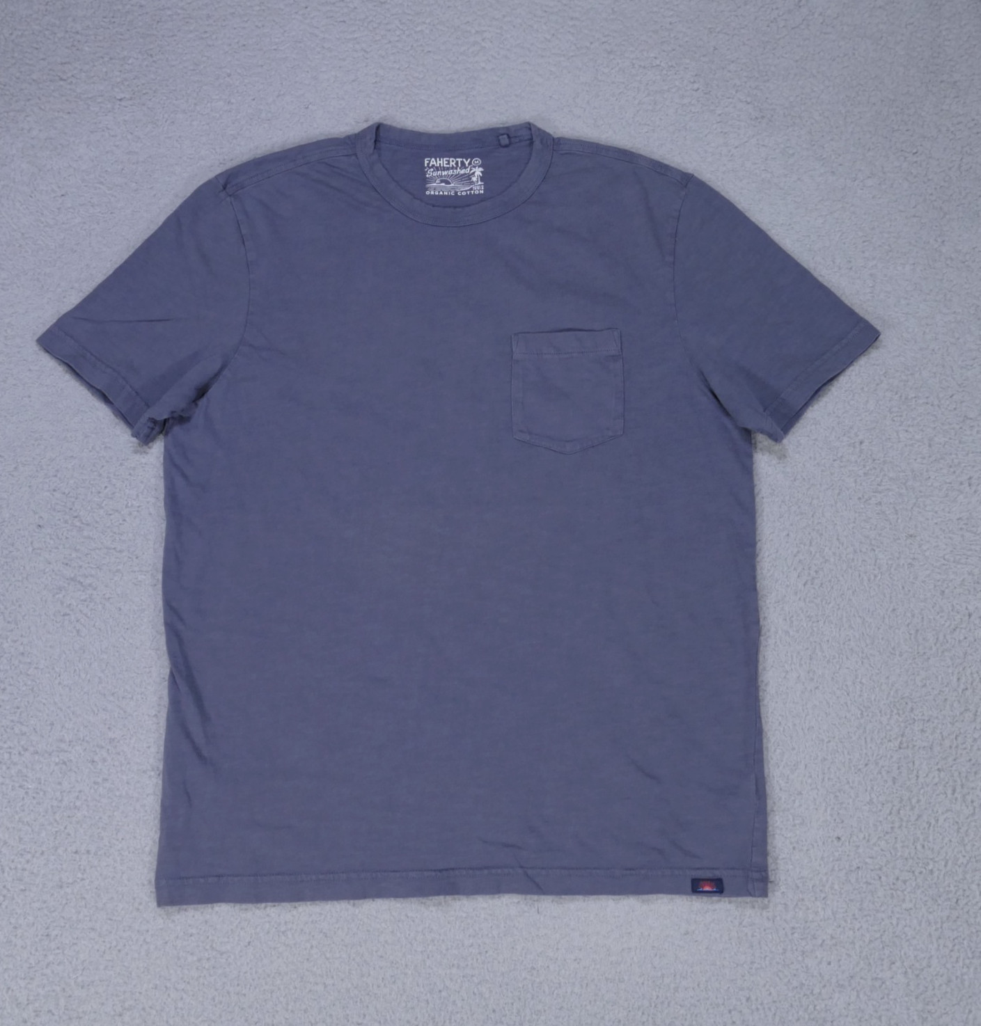 Faherty Sunwashed Pocket Shirt Gray Organic Cotton Tee Crewneck Soft Medium