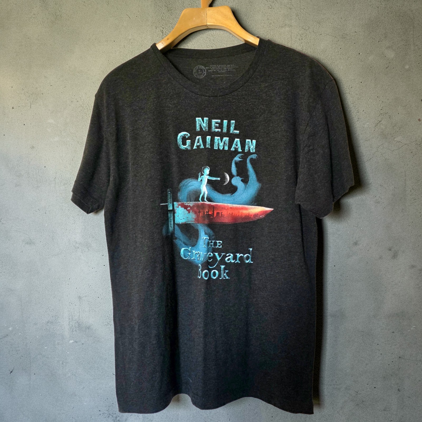 Neil Gaiman The Graveyard Book Mens L T-Shirt Official Literary Graphic Tee Gray