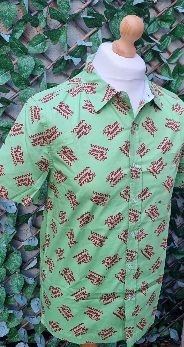 Boys Disney Parks – Pizza Planet Woven Button Shirt | BNWT | X-Small Toy Story