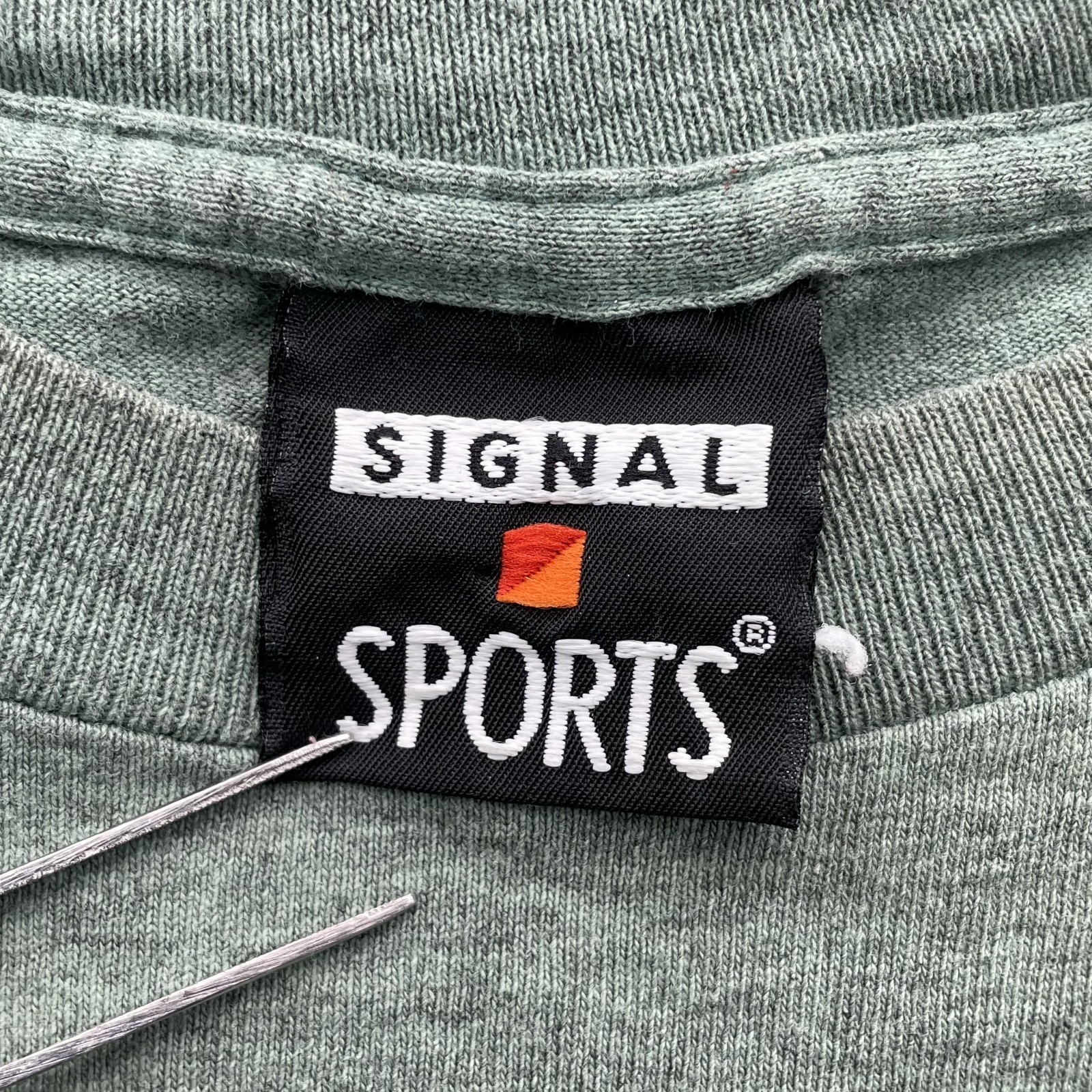 Vintage Signal Okanagan Washington T-Shirt Large Green Native American Retro USA