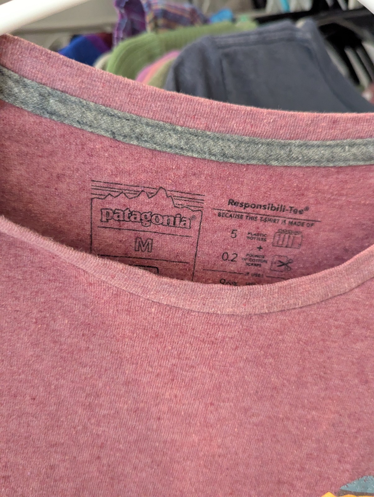 Patagonia Responsibili-Tee Women’s M Pink Crew Neck Short Sleeve Logo T-Shirt