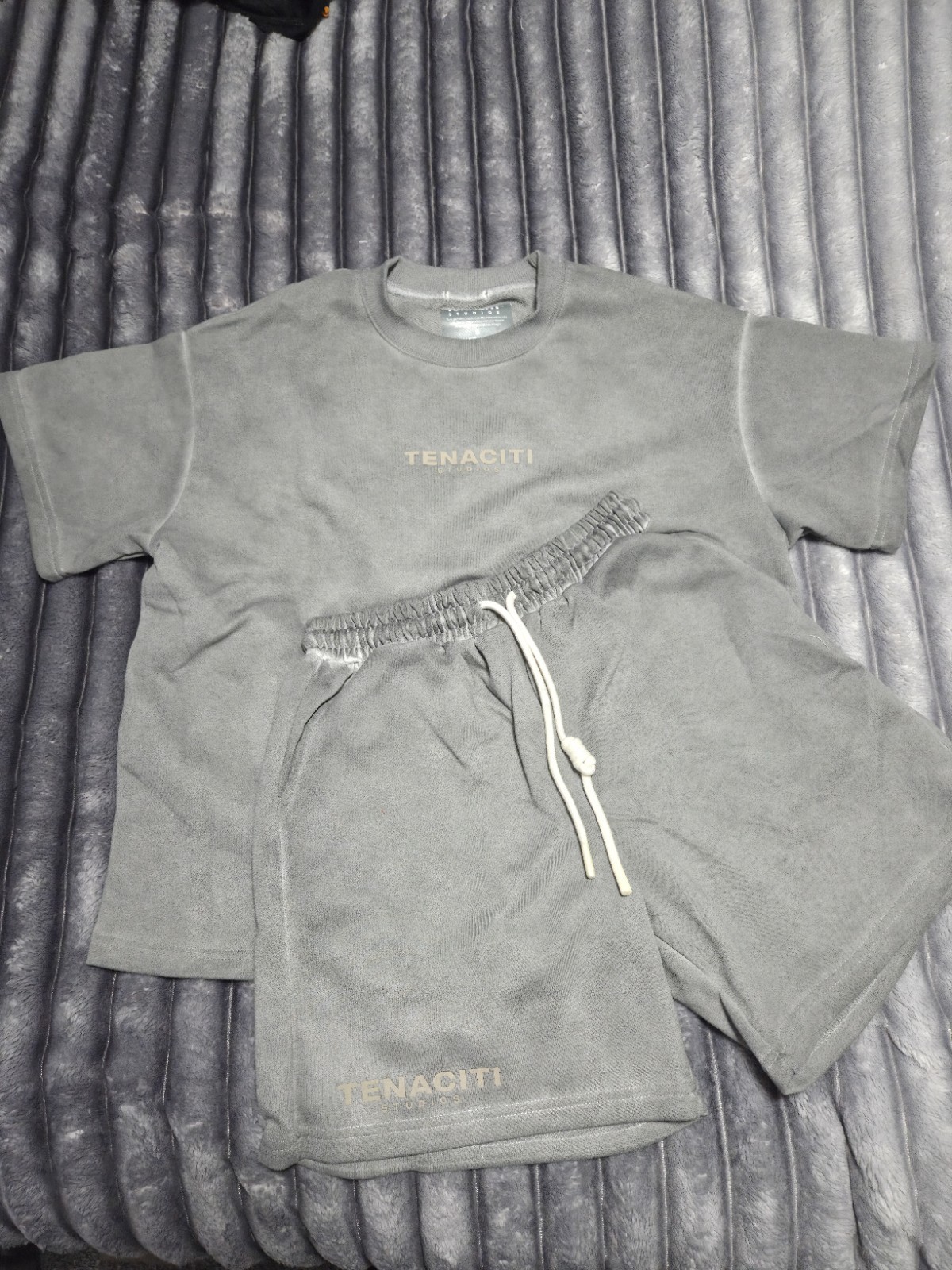 Tenaciti Studios Matching Set, Small Oversized