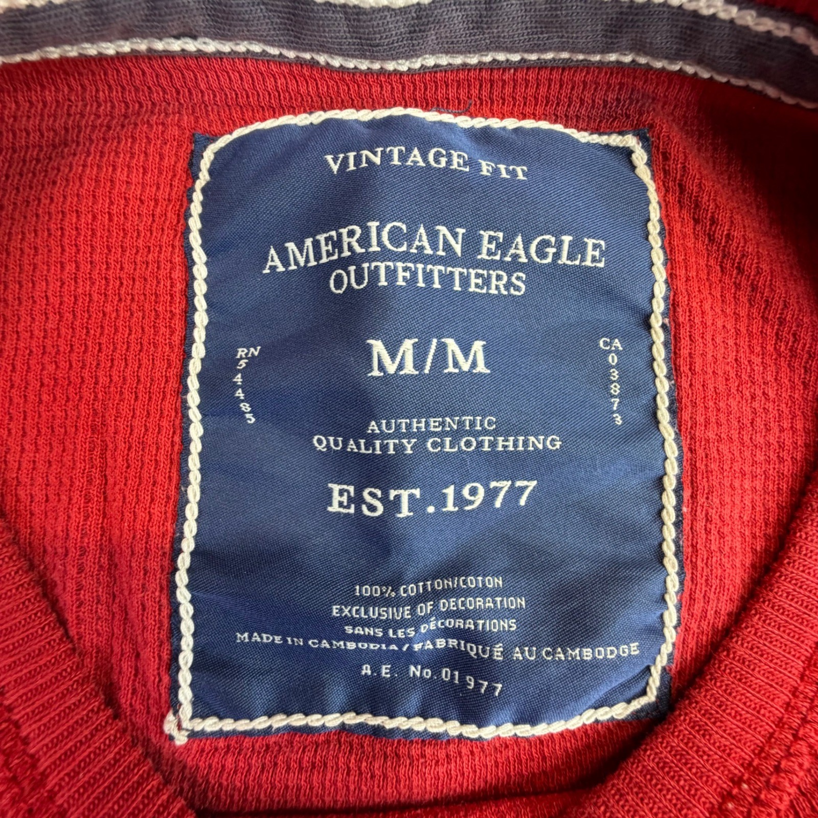 American Eagle Thermal Shirt Mens Medium Red Waffle Knit Long Sleeve Vintage Fit