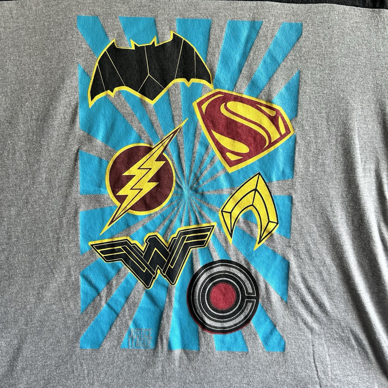 Justice League T Shirt Size Large Black Gray Super Hero Graphic DC Comic