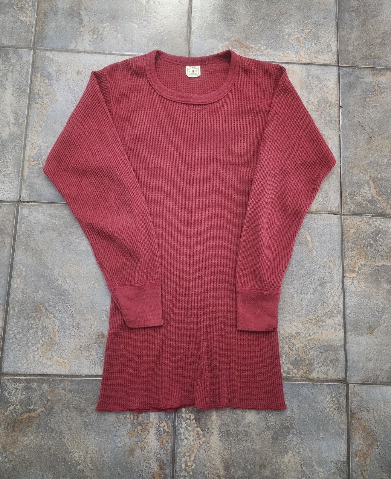 Vintage 90s Northwest Territory Men’s Large Waffle Knit Red Thermal Shirt
