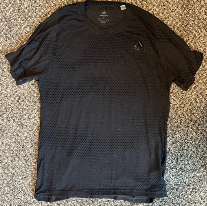 Men’s Large Adidas Climalite Freelift Black Short Sleeve T-Shirt