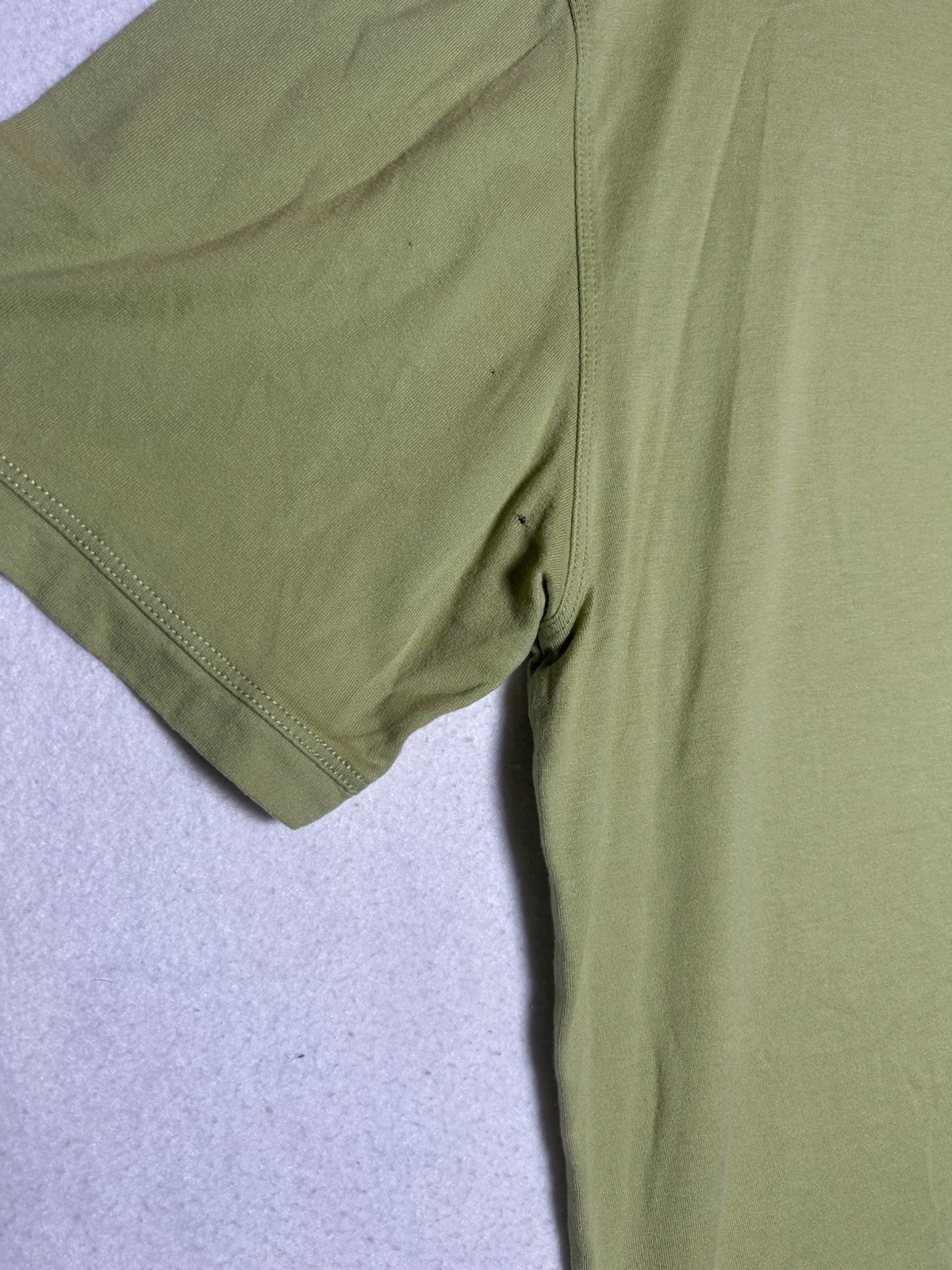 Tommy Bahama Men’s Solid Green Crew Neck Logo Tee Pima/Modal Knit, Size L