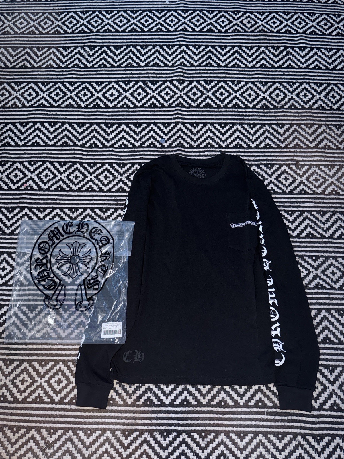 Chrome Heart Men’s Long Sleeve T-Shirt Size Small Black