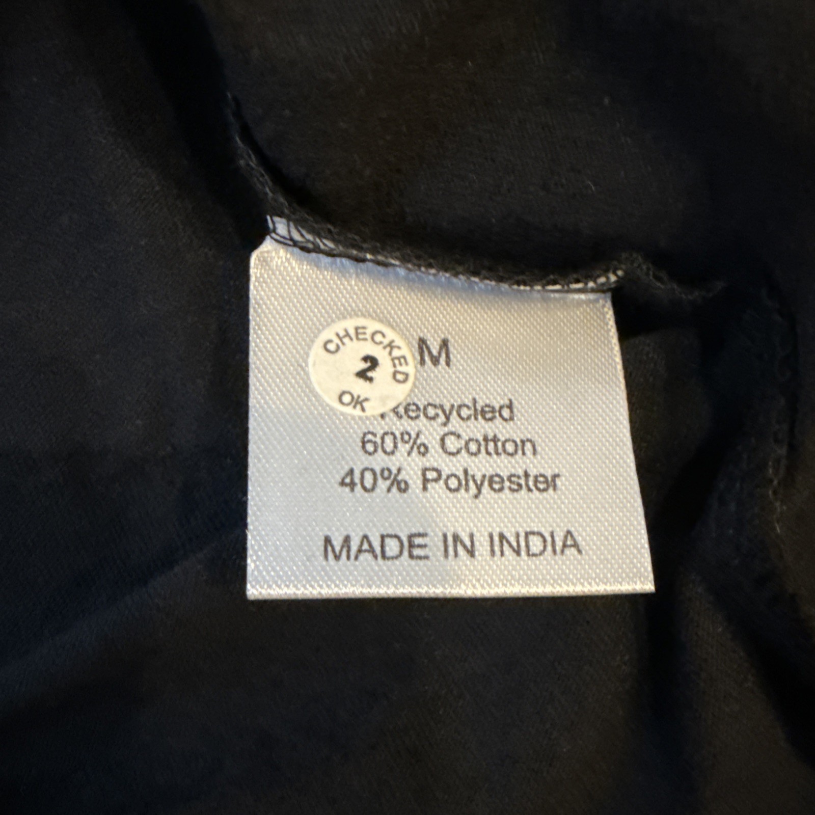 Recycle threads men’s Medium black graphic T-shirts “Low-Key”