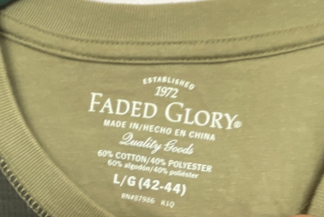 Faded Glory Men’s Camouflage Henley Long Sleeve T-Shirt L 60% Cotton 40% Poly
