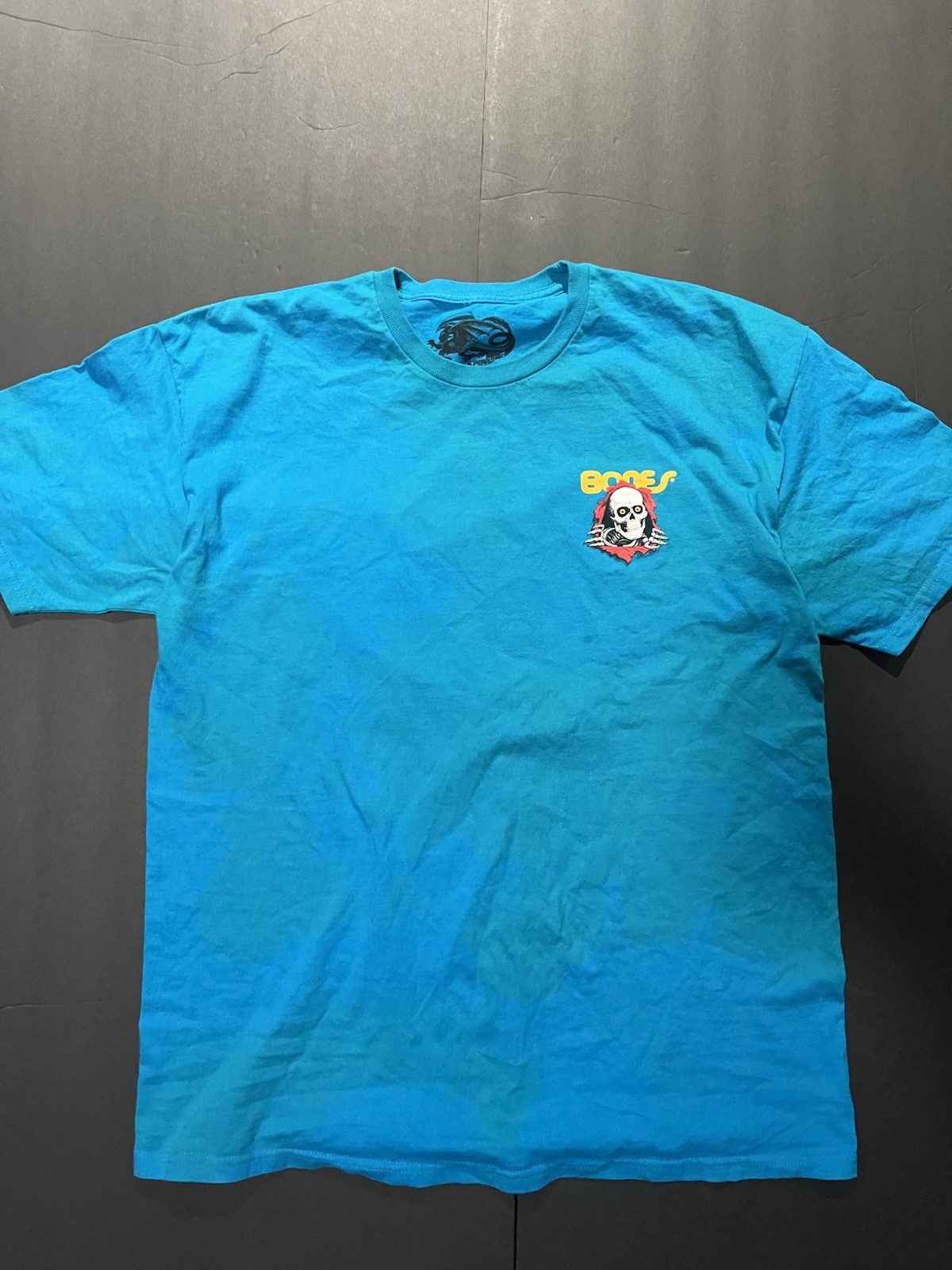 Y2K powell Blue Bones Surf Skate T-Shirt Size XL it’s like faded as shown