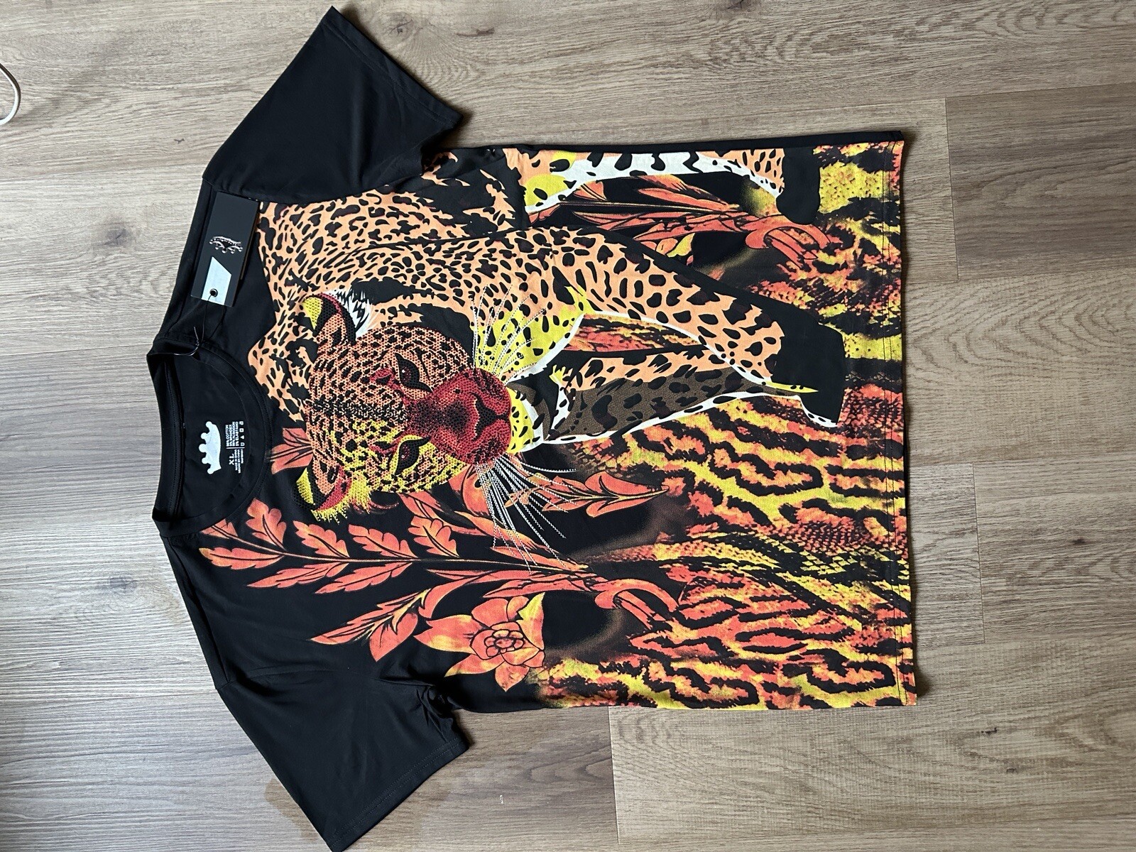 Heads or Tails Men’s Rainstones Beaded / Black / Tiger T-shirt Size XL
