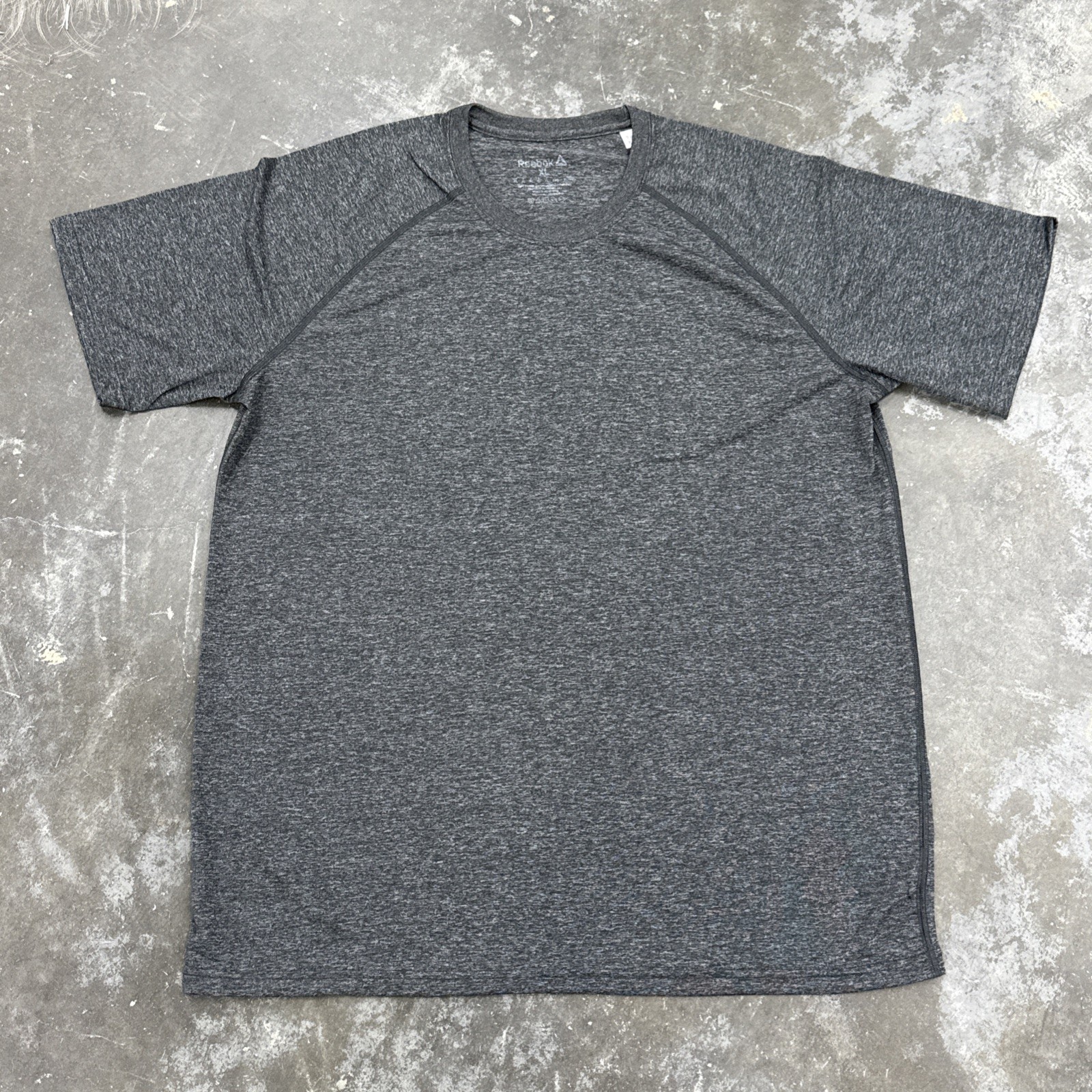 Men’s Size: XL Reebok T-Shirt Athletic Top 6-Pack Multi Pack Dark Gray Color