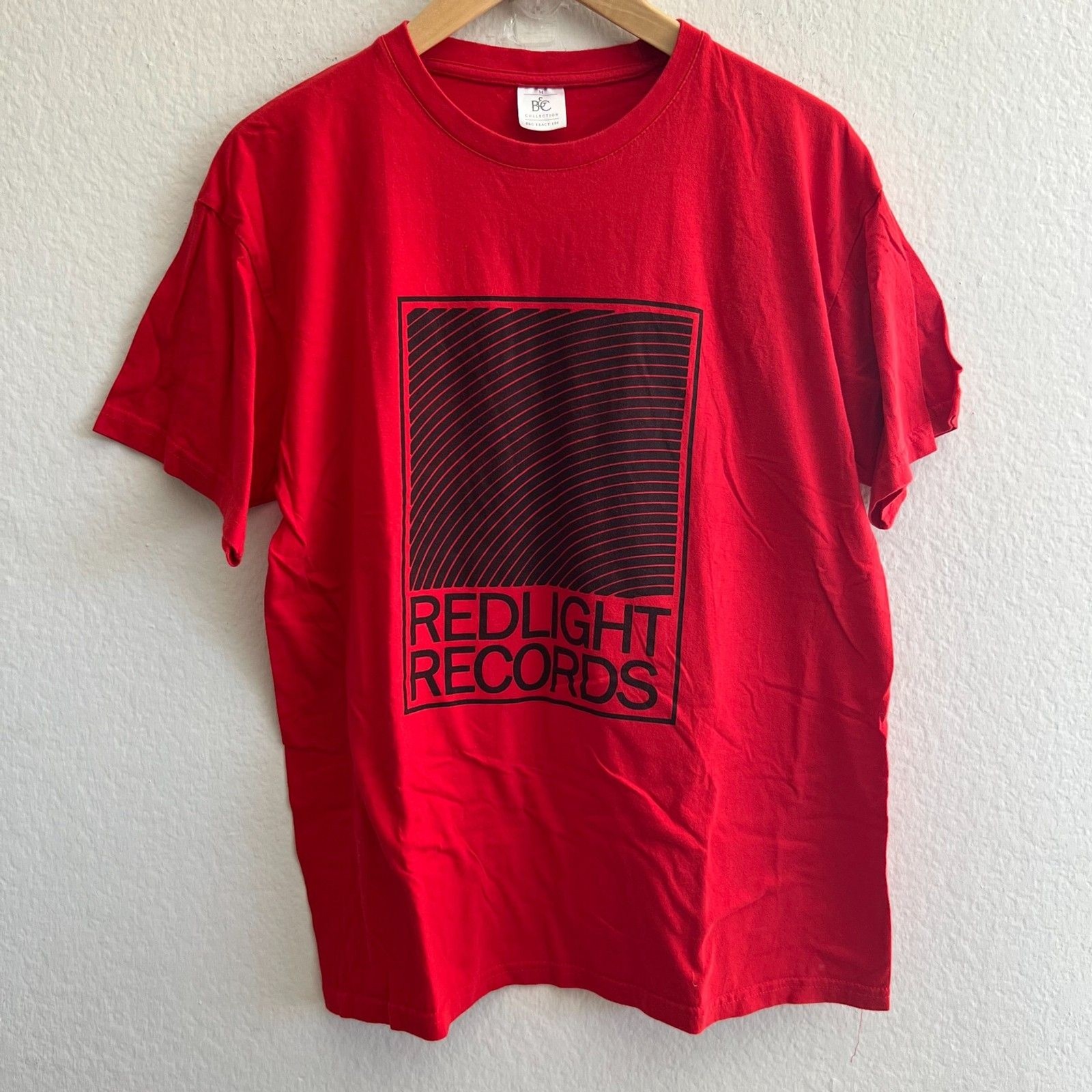 REDLIGHT RECORDS Amsterdam Graphic T-Shirt Red Cotton Vinyl DJ Mens Medium
