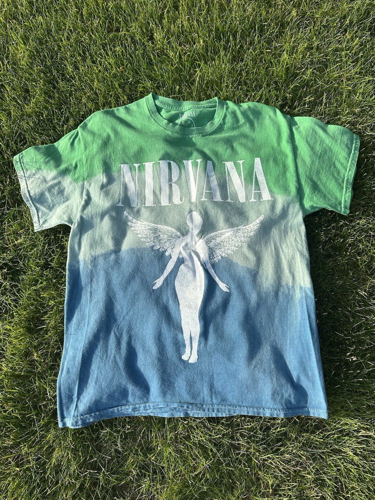 Nirvana in Utero Tye-Dye Graphic T-Shirt size MEDIUM