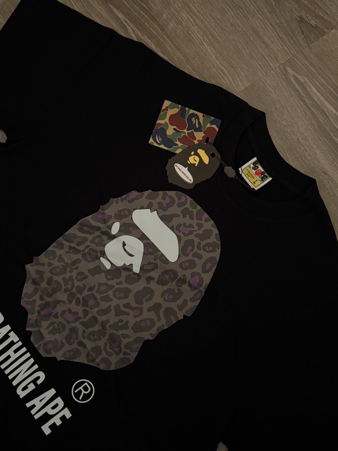 A Bathing Ape BAPE Men’s L Black Cotton Ape Head Logo Graphic Crew Tee