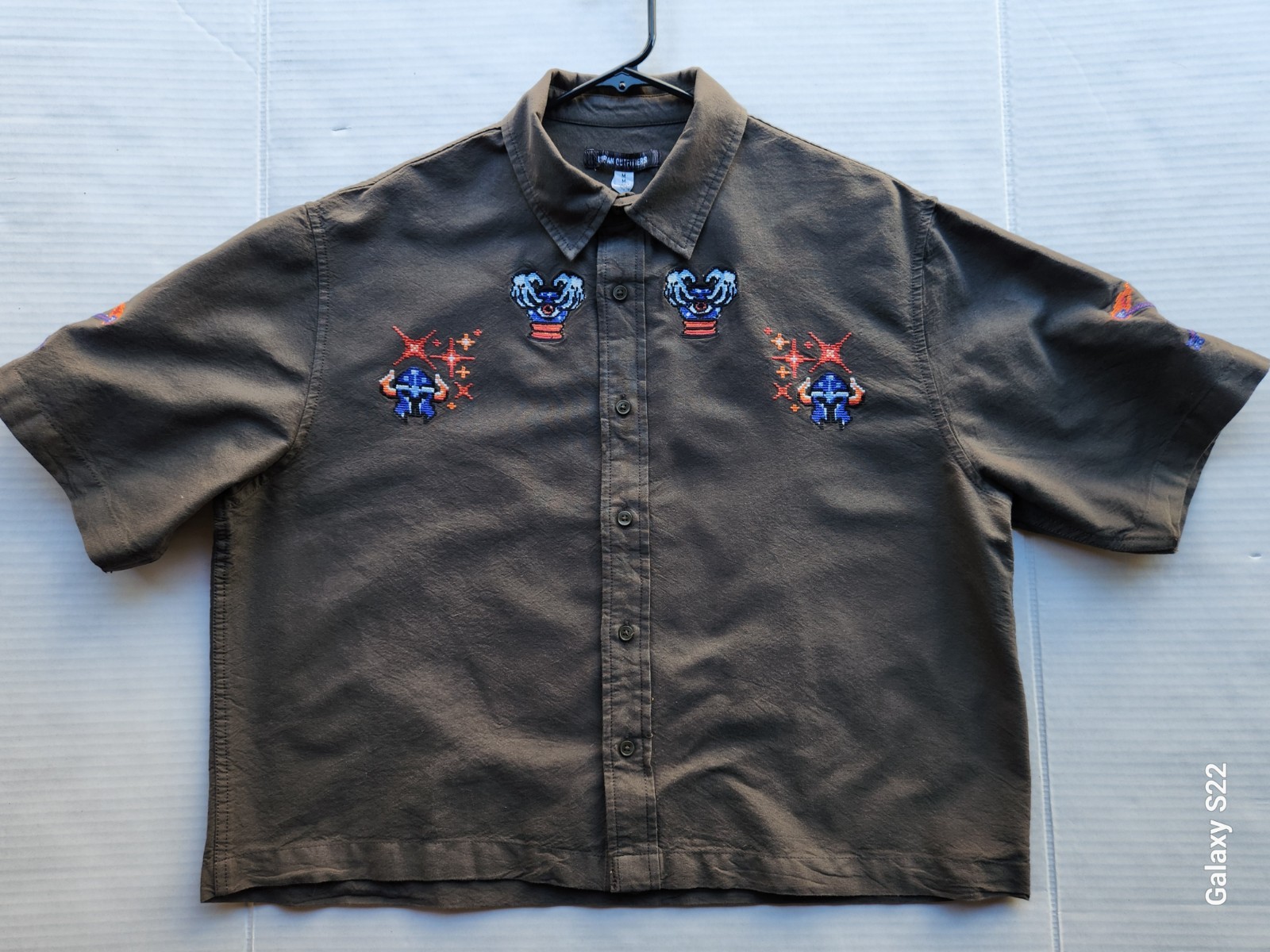 Urban Outfitters Men’s Apparel Dark Olive Woven Top Polo Shirt – Size: Medium