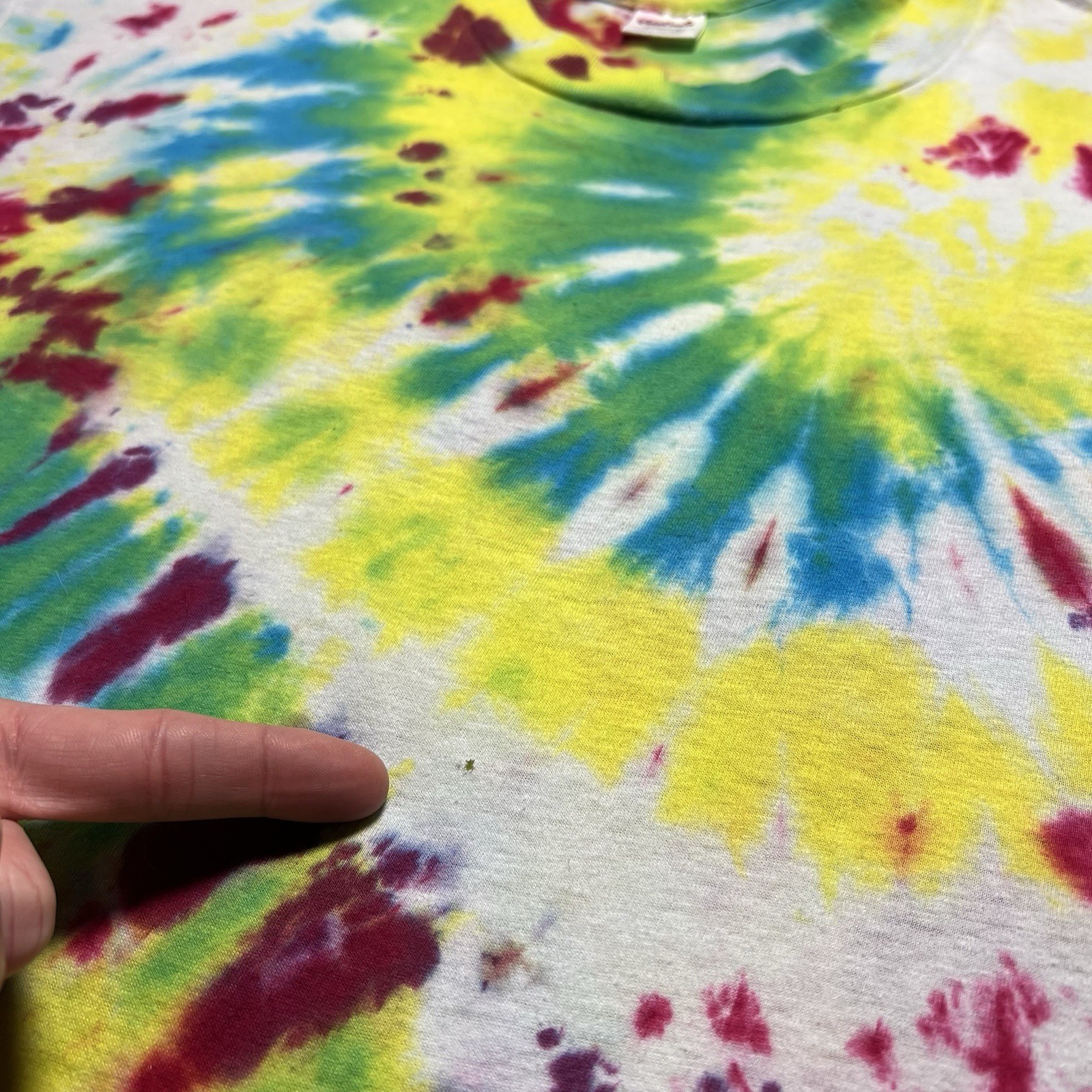 Vintage Hanes Single Stitch Tie Dye T Shirt Size XL Rainbow Swirl Blank 90s