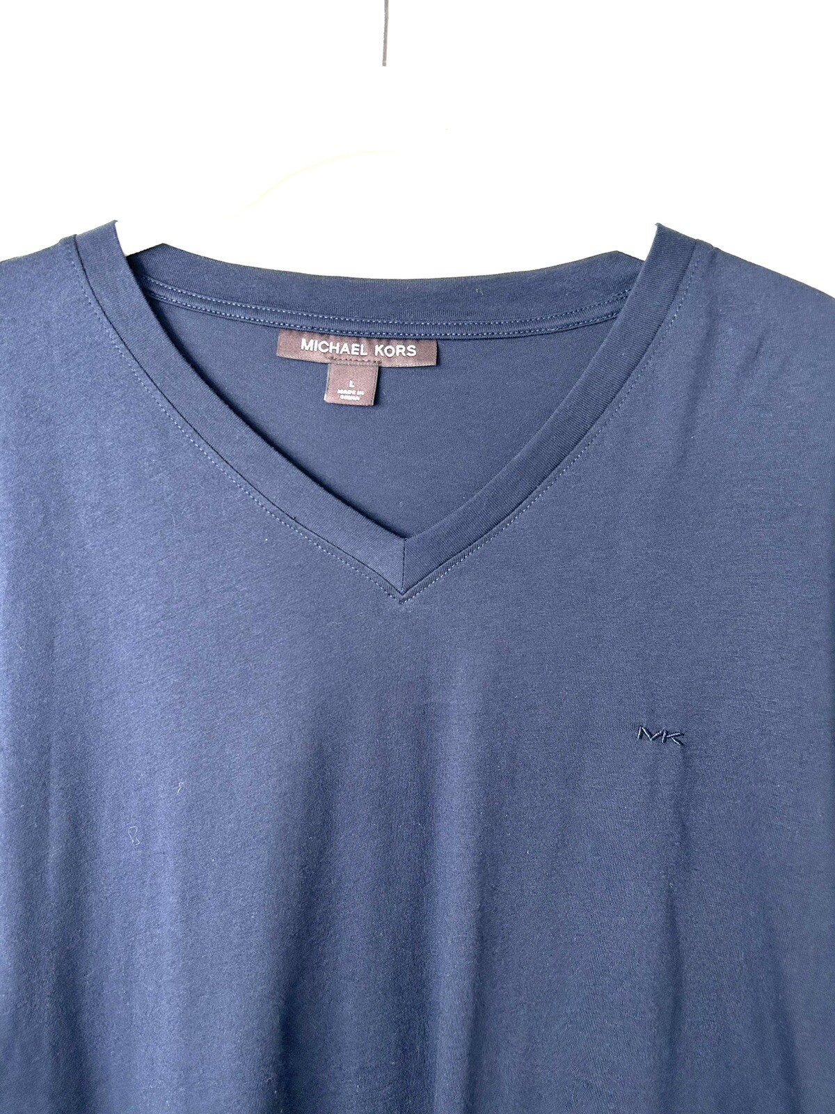 MICHAEL KORS Men’s Navy Blue V Neck T-Shirt Sz L 100% Cotton Retail $49.50 NWT