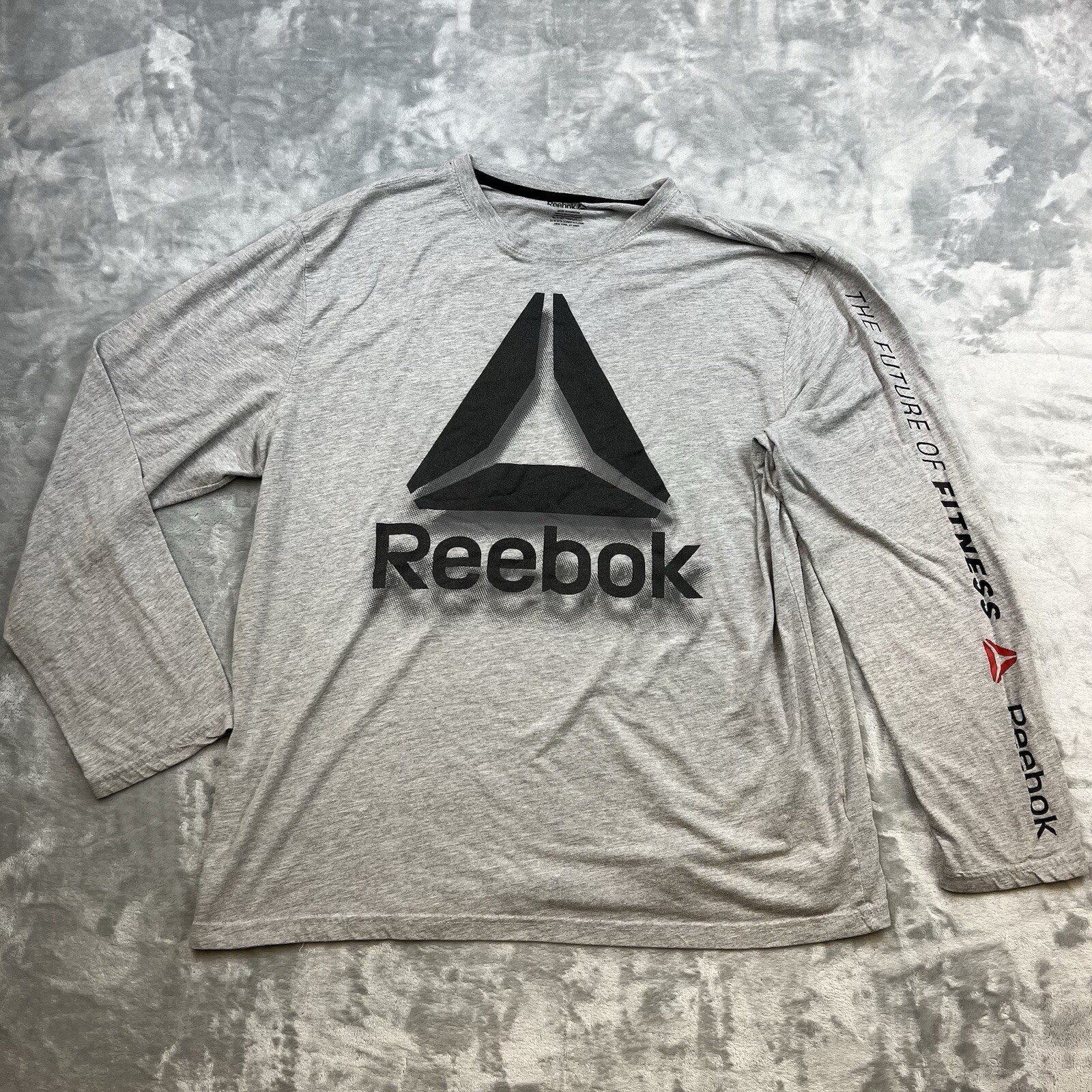 Reebok Long Sleeve Shirt Mens Size 2XL Gray The Future of Fitness Activewear