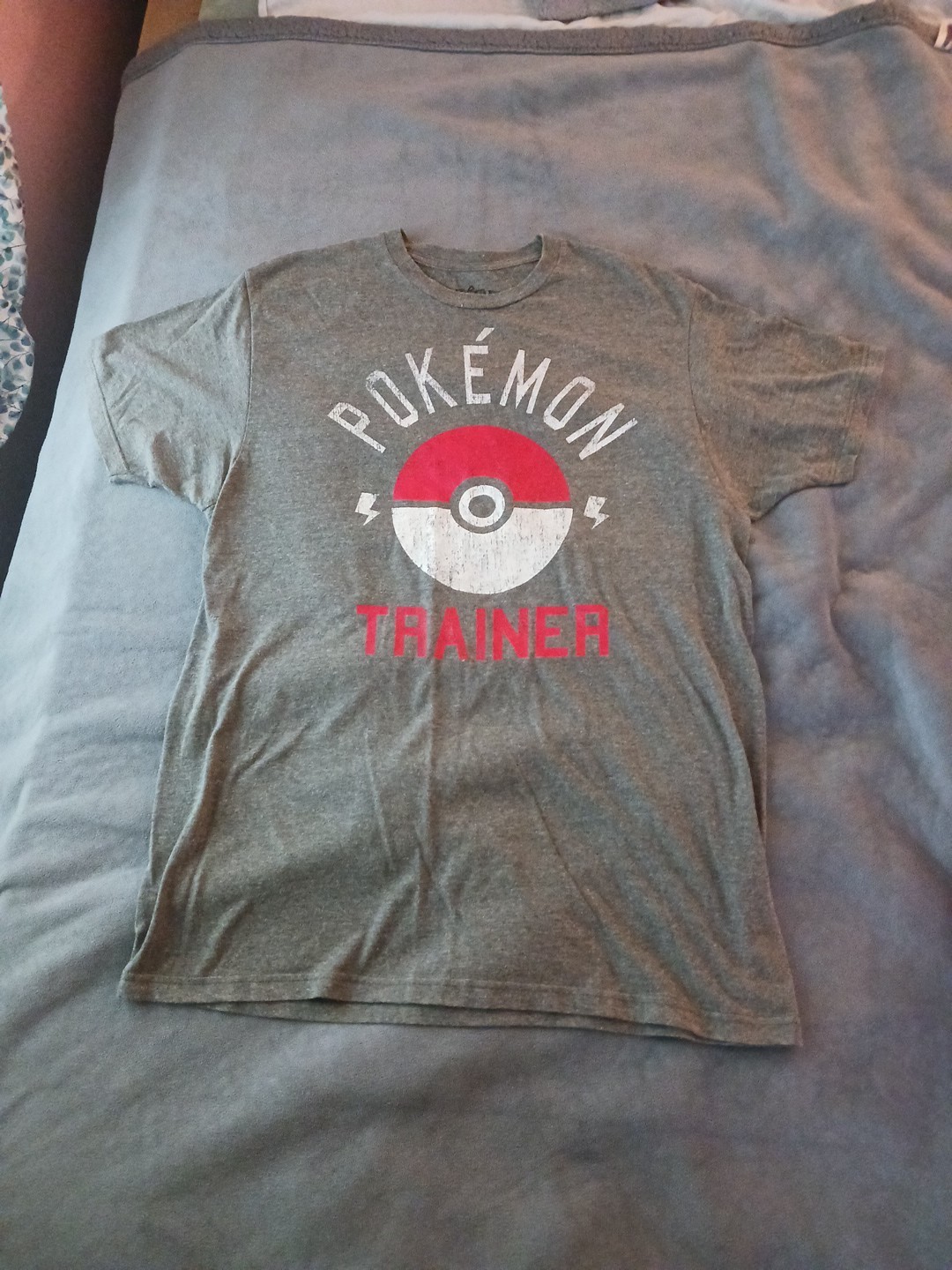 Pokémon Trainer Mens T-Shirt Pokemon Shirt Gray Color-Poke Ball Logo Size Large