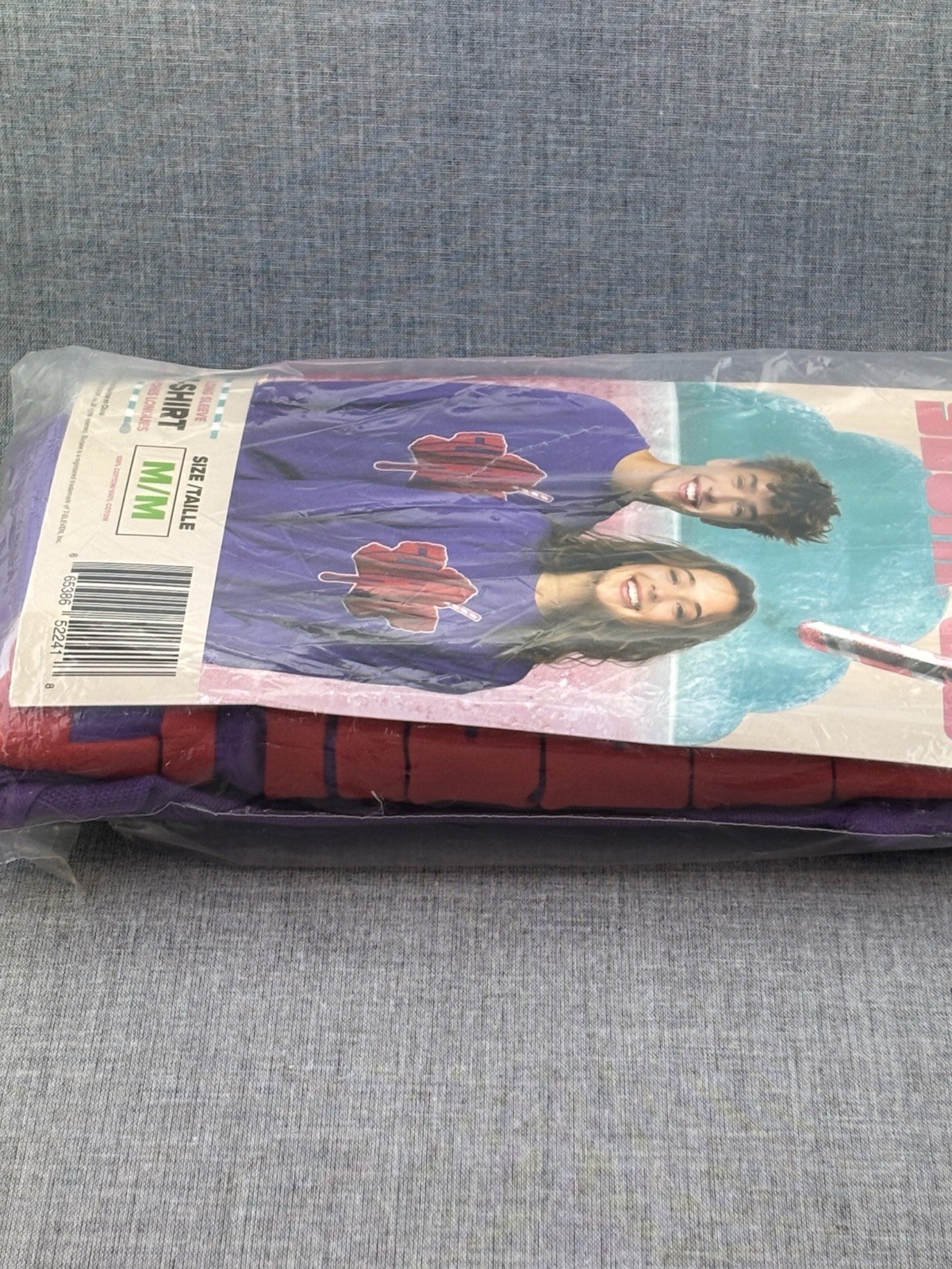 New 7-Eleven Slurpee Canada Maple Leaf Long Sleeve T-Shirt Purple Medium Retro