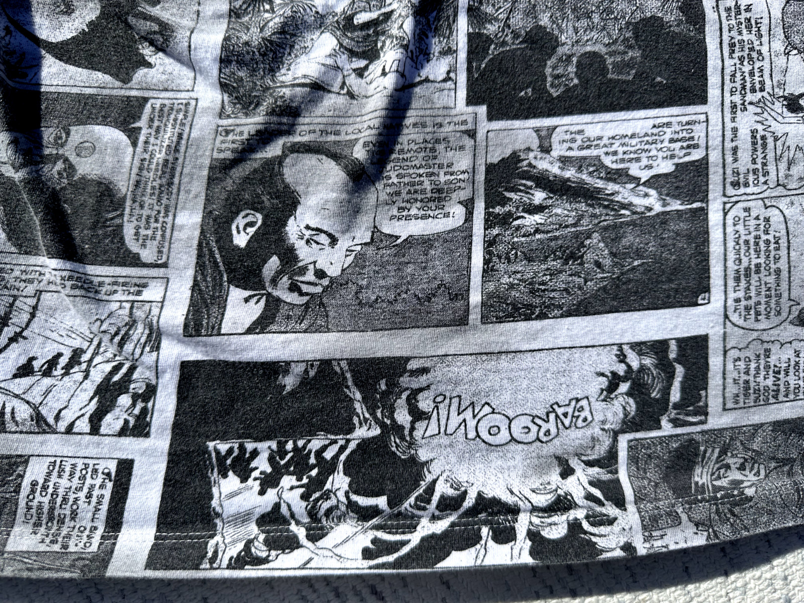Original Gravity Shirt 2XLarge White Hype Comic Strip Graphic Novelty Mens