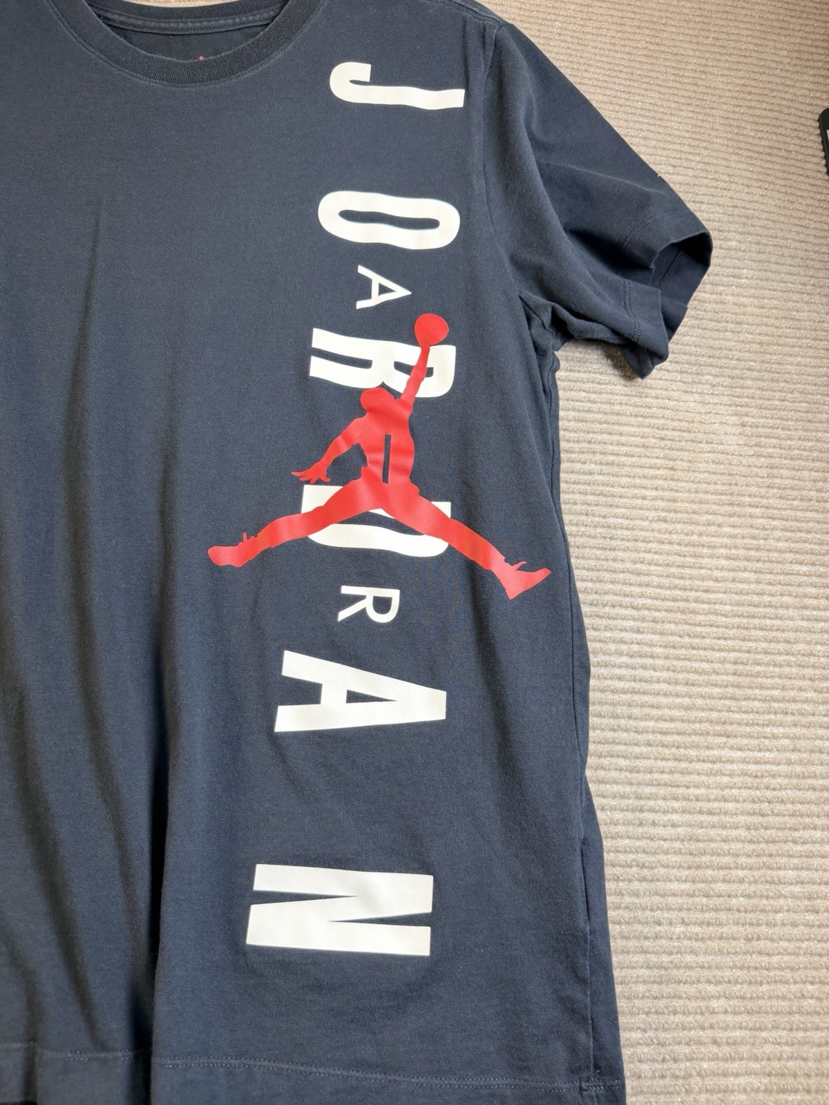 Air Jordan Mens Vertical Jumpman Graphic T Shirt Size Adult Medium
