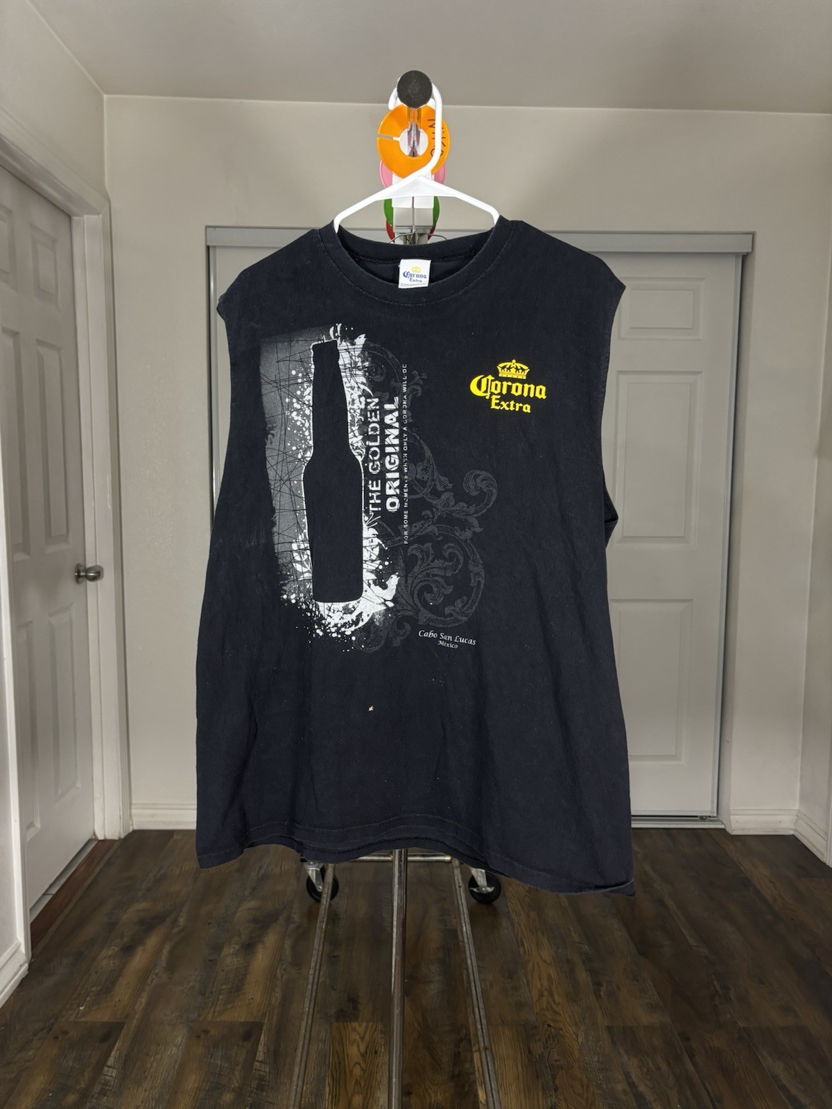 Corona Extra Graphic Men’s Black Sleeveless Crew Neck T-Shirt Size L