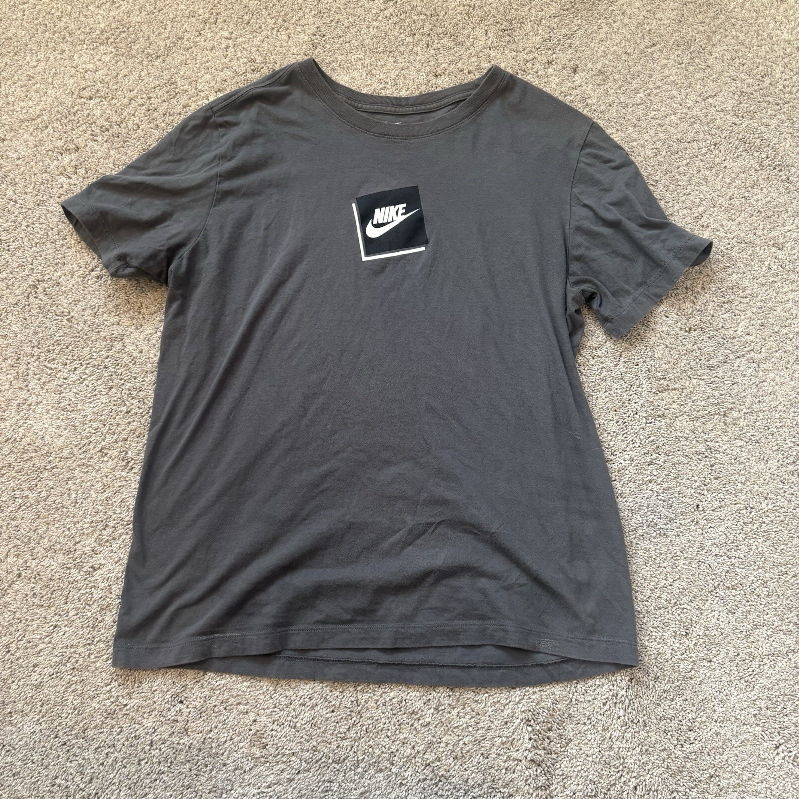 Nike Air Men’s Athletic T-Shirt Size M Blocked Logo Gym Graphic