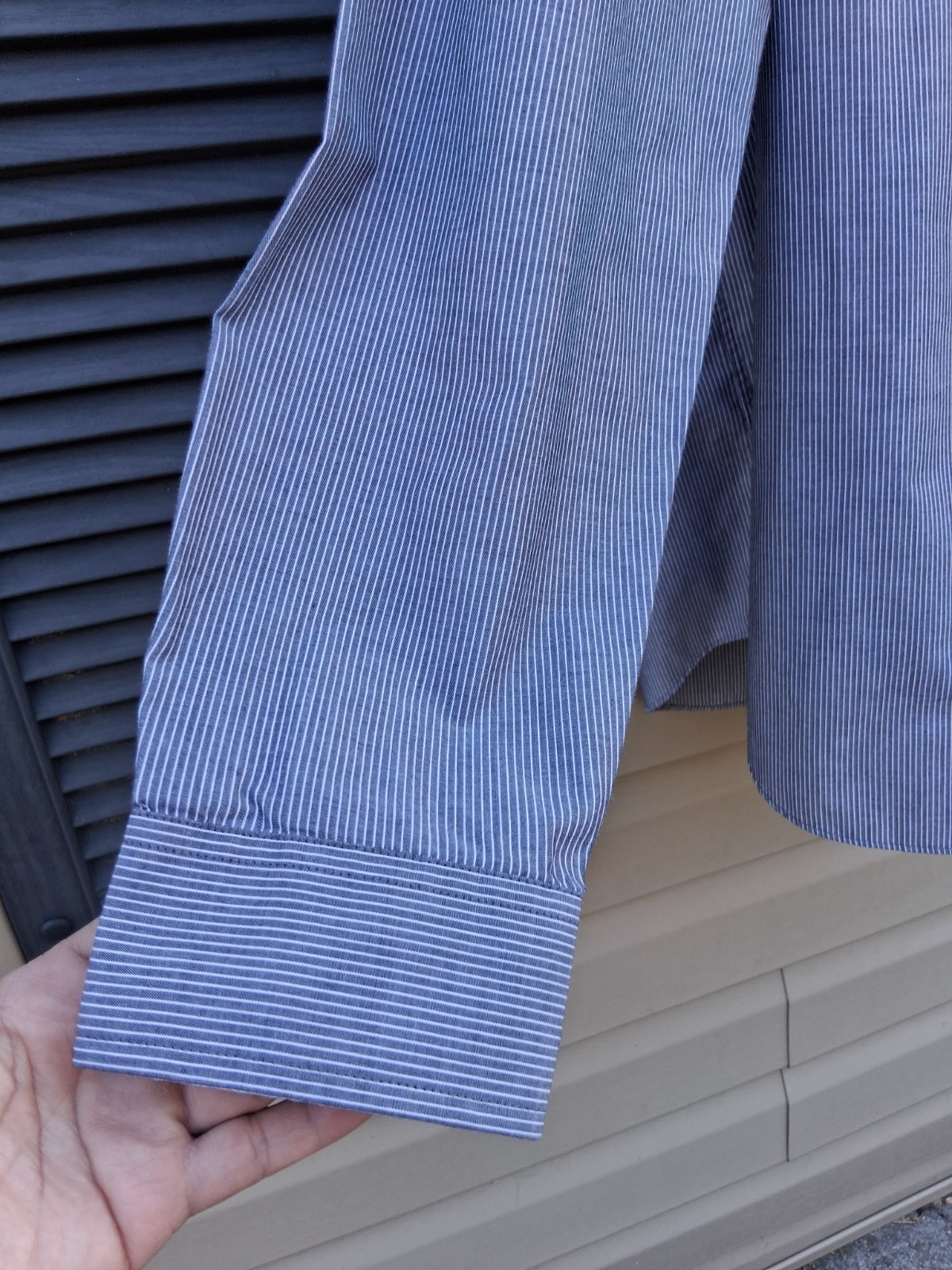 Croft & Barrow Men’s Gray Striped Broadcloth Button-Up Shirt Long Sleeve 17.5 36