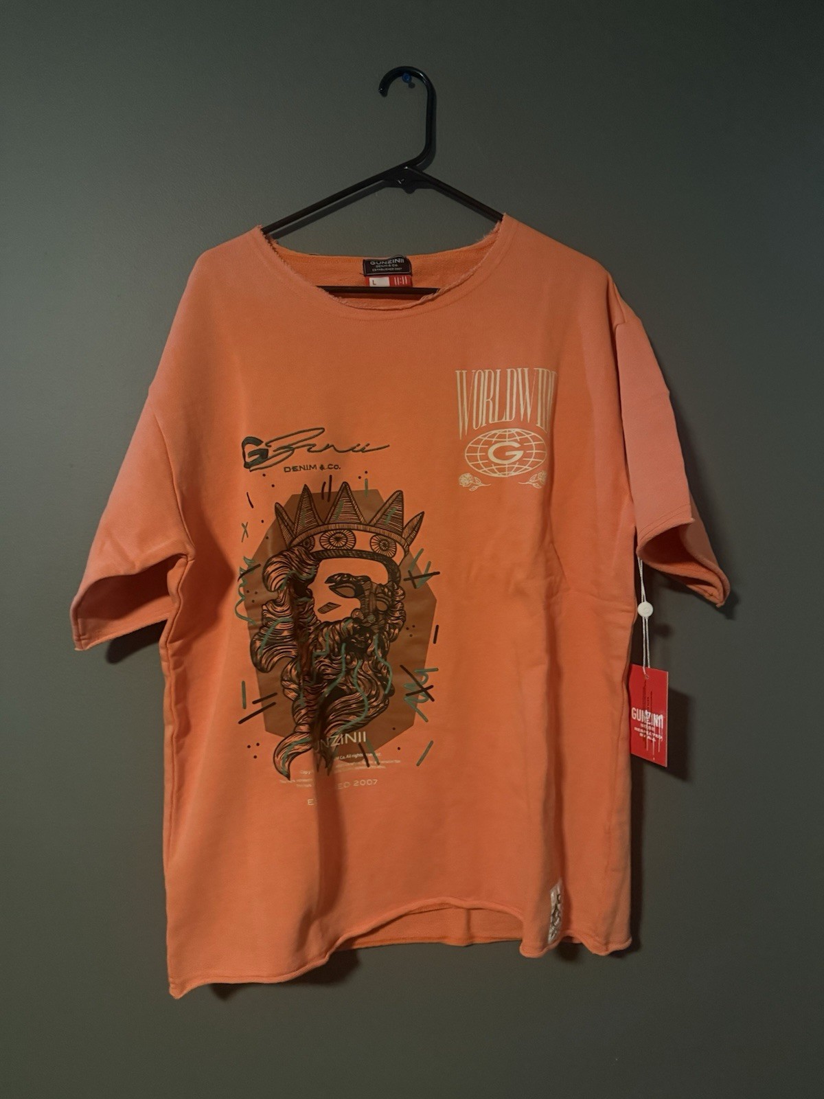 gunzinii worldwide tshirt