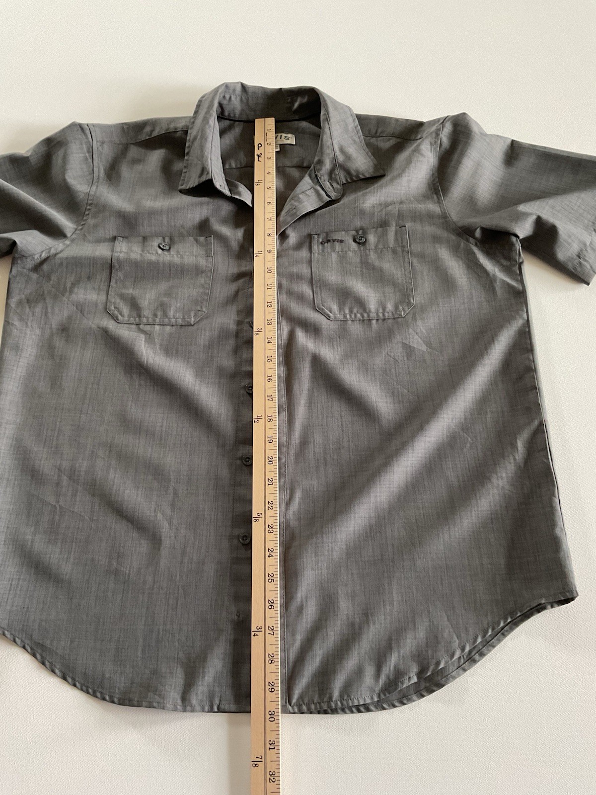 Orvis Gray Chambray Button-Up Shirt Men’s Short Sleeve
