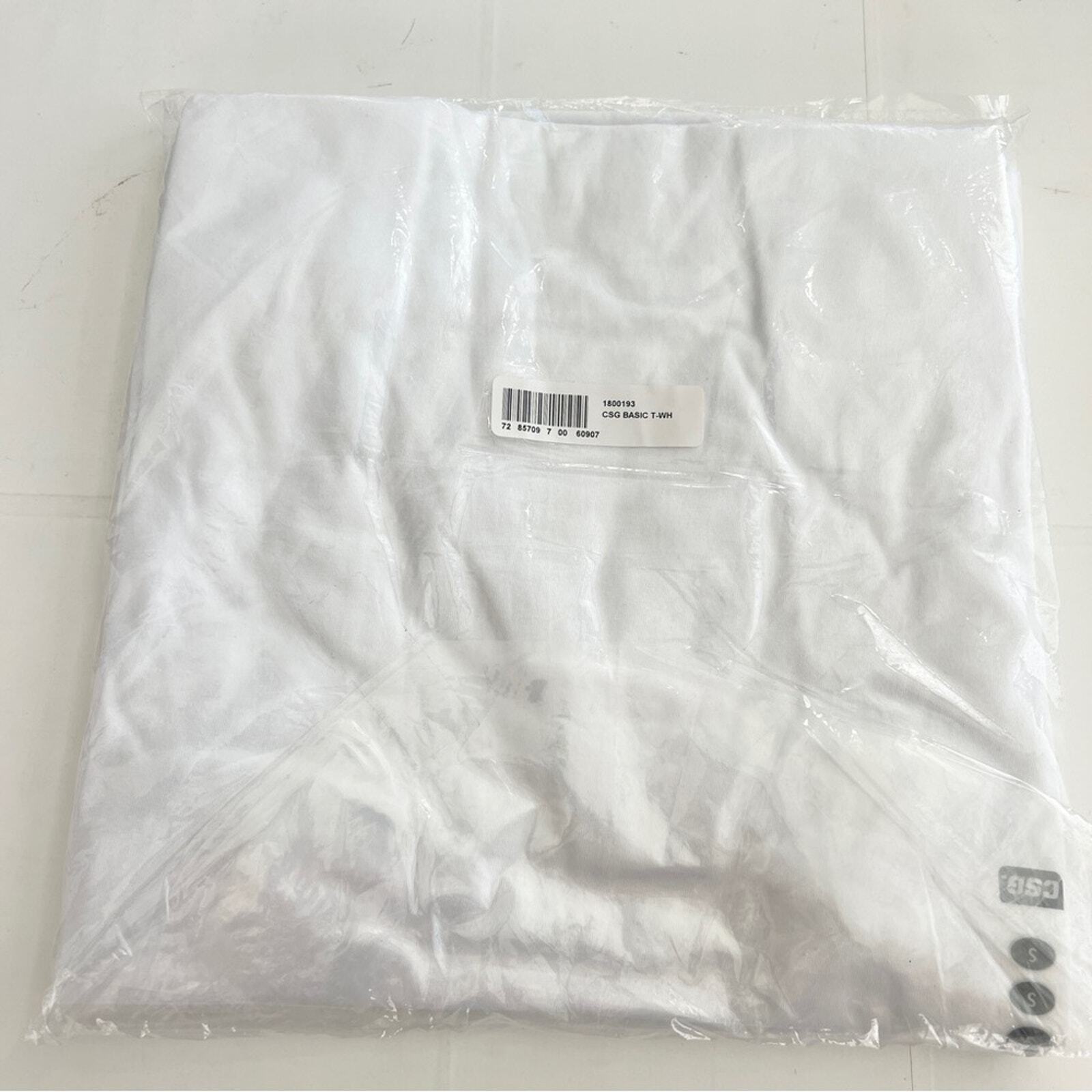 New CSG (Pack of 3) Men’s Basic Crew Neck T-Shirts SIZE SMALL White Short Sleeve