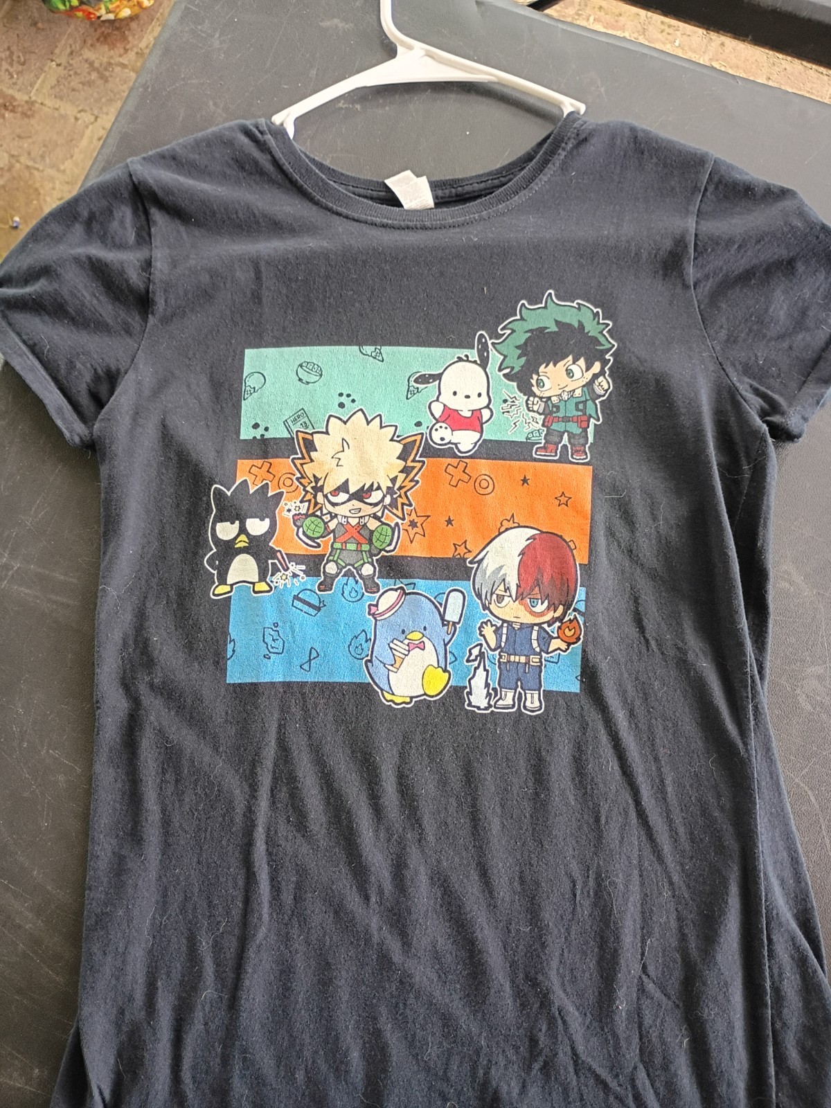 Huge Lot of 16 Anime Graphic T-Shirt Hoodie Bundle Mixed Manga Japanimation