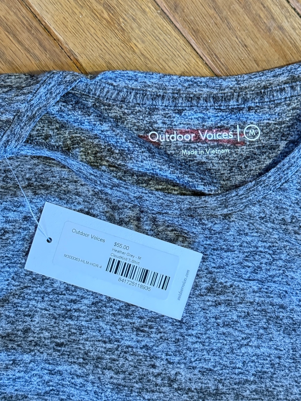 NWT Outdoor Voices Crew T-Shirt Mens Medium Gray Athleisure Workout Stretch New