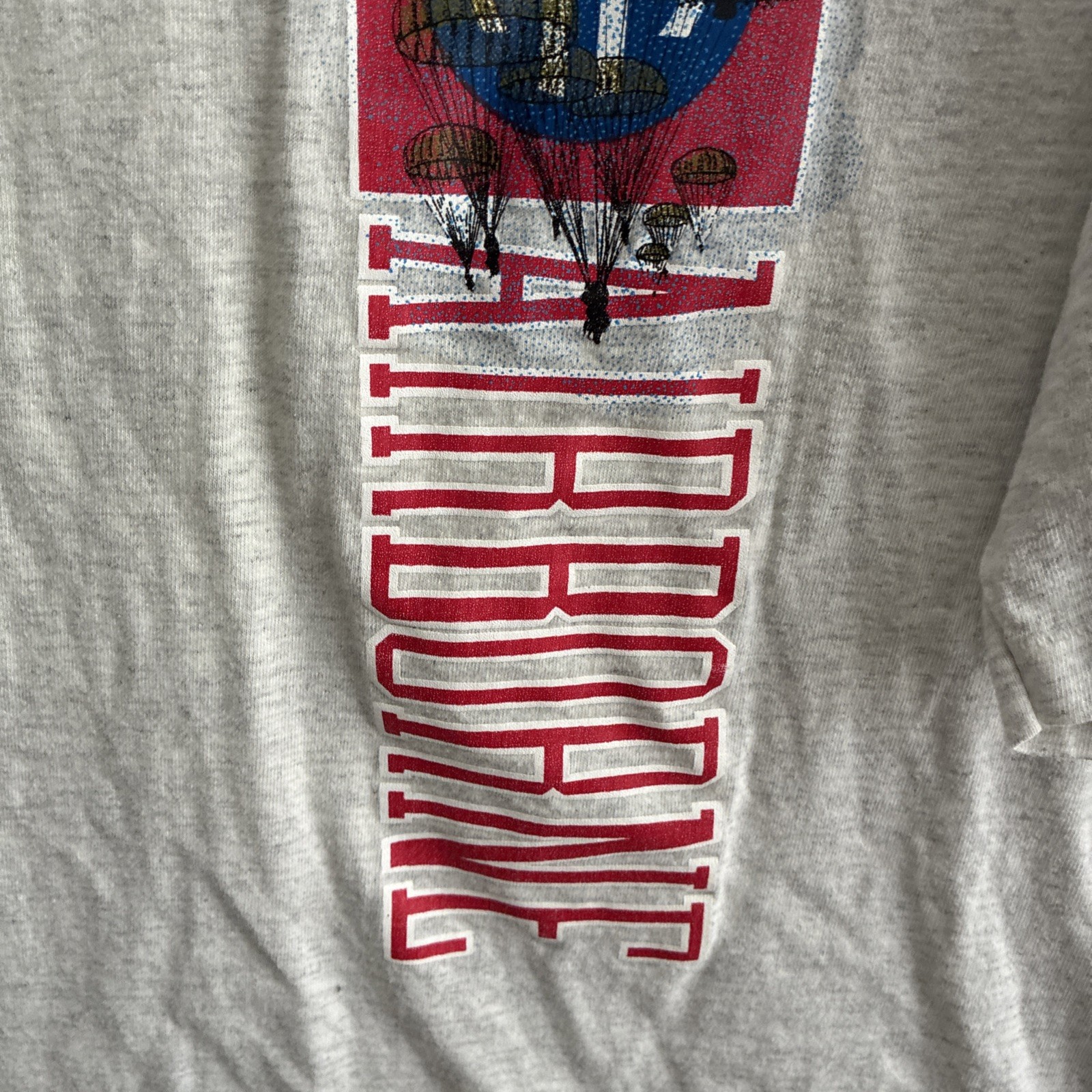 Soffe Mens T Shirt Gray Airborne Graphic XL Cotton Crew Vintage 90s Singel Stich
