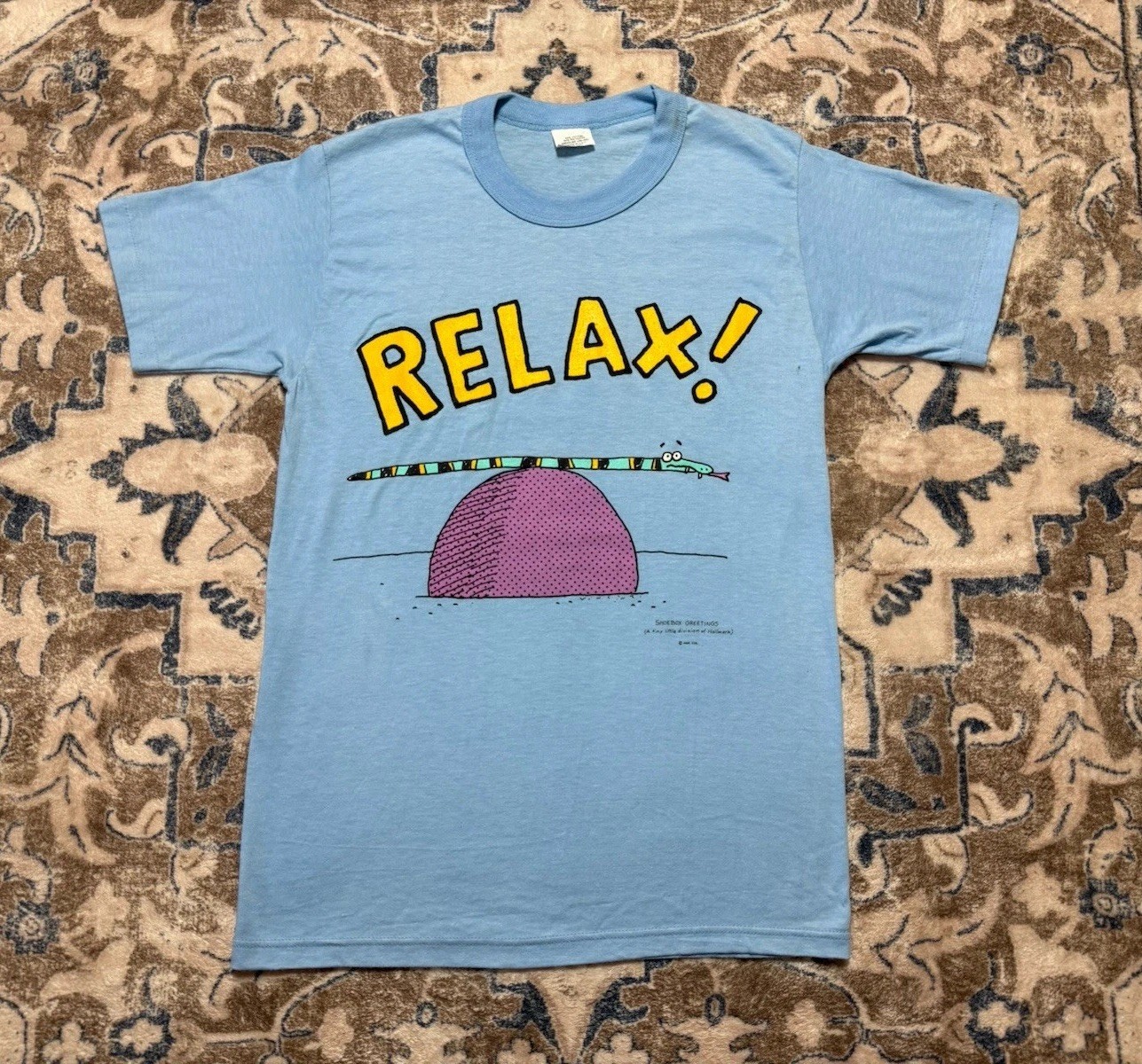 Vintage 1980s – Relax!” Shoebox Greeting by Hallmark USA T-Shirt Small/Medium