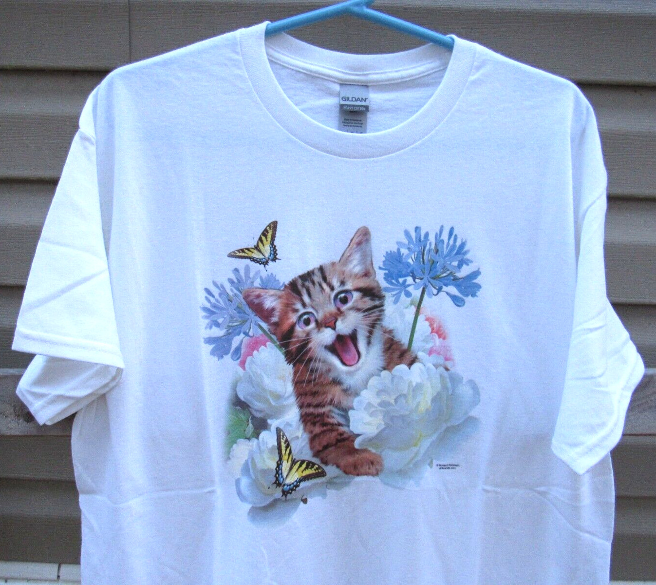 NEW Yellow butterfly kitten short sleeve white T-shirt – Large