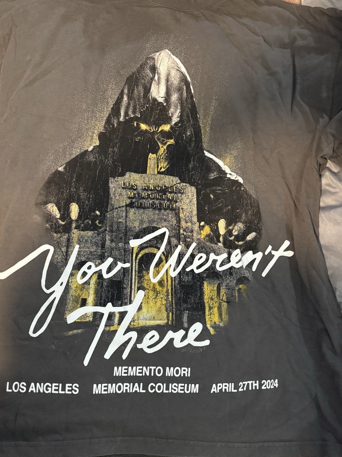 NWT Darc Sport Wolves , Memento Mori You Weren’t There Tour , Large Tshirt Gray