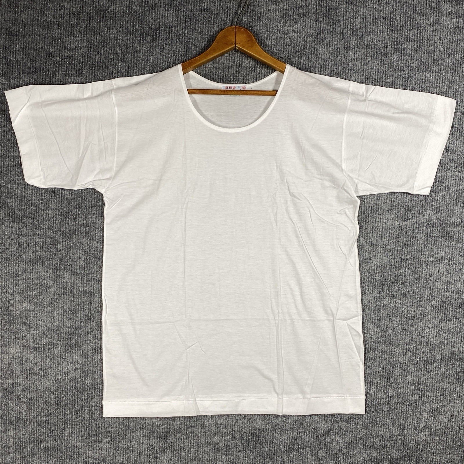 VINTAGE Chrysanthemum Brand T Shirt Mens Size 42 Medium Cotton China Chinese