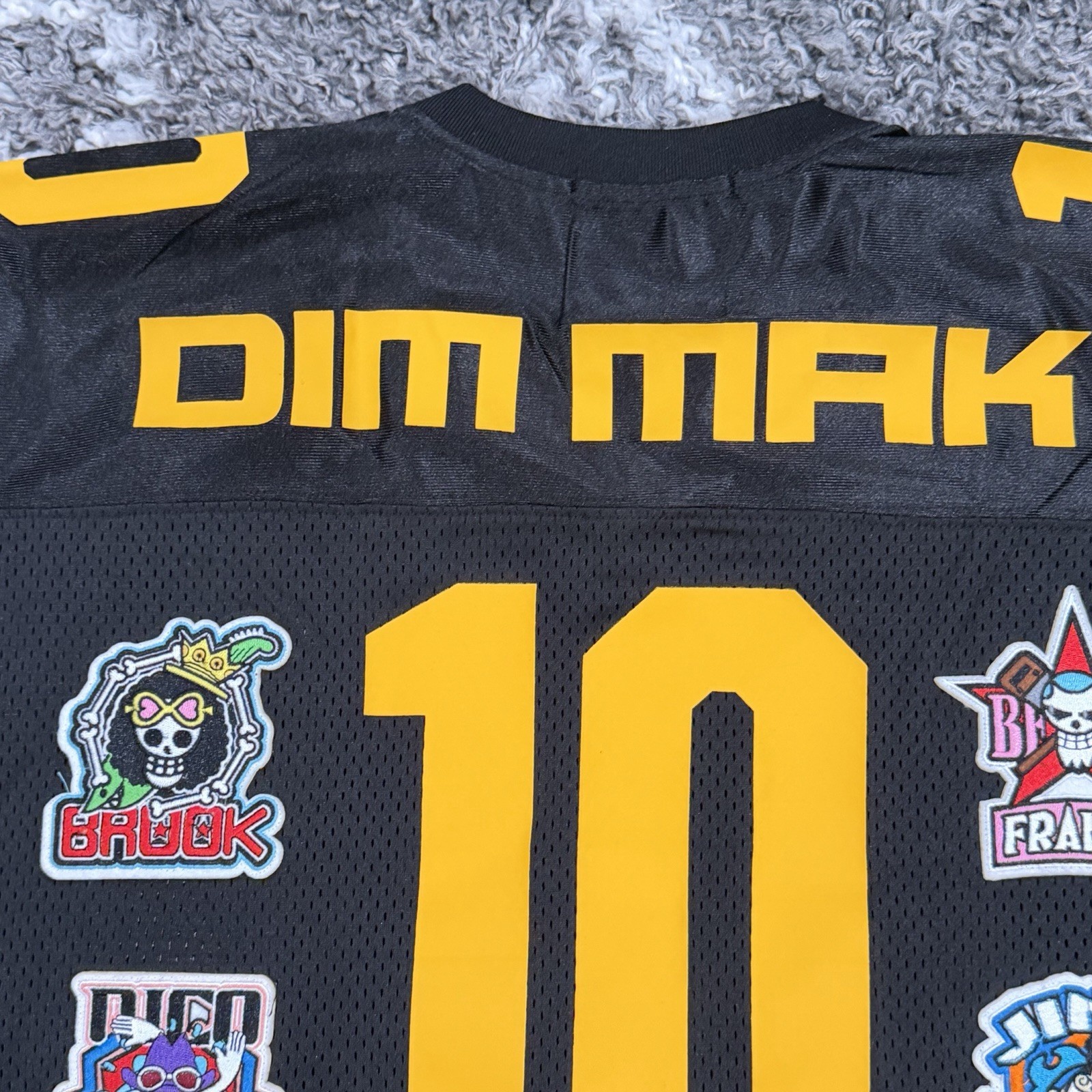 DIM MAK X ONE PIECE – Straw hat crew JERSEY BLACK YELLOW SIZE S