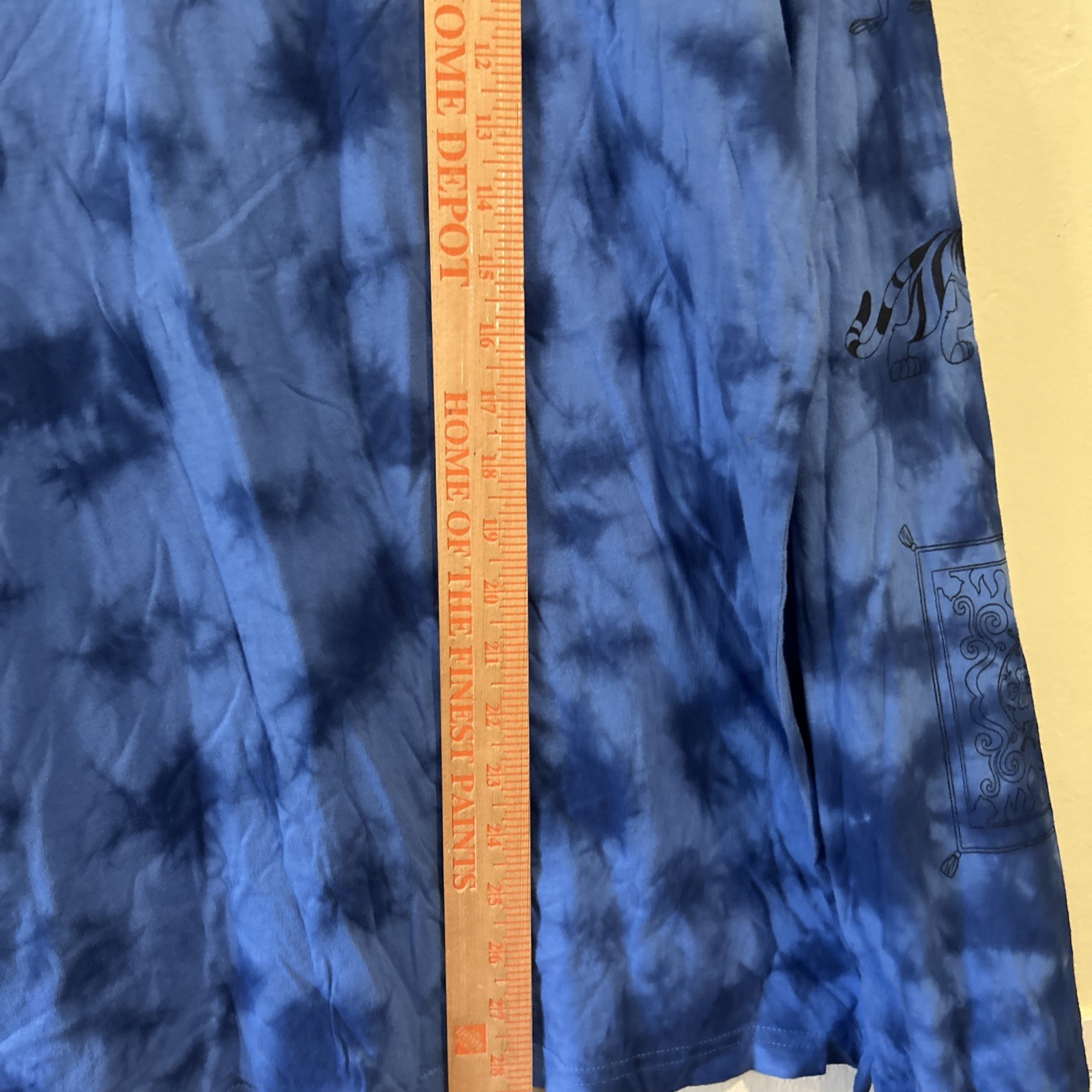 Disney Aladdin Balcony Scene Tie-Dye Blue Long Sleeve T-Shirt Medium