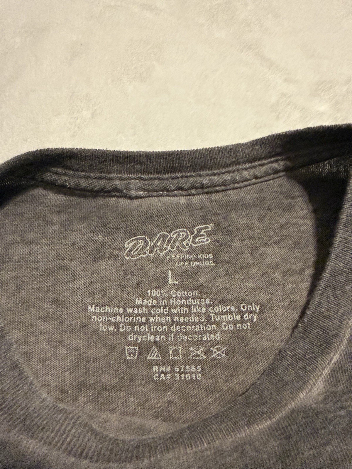D.A.R.E. Nature Is My Drug Of Choice T Shirt Large Gray Bear Graphic Cotton