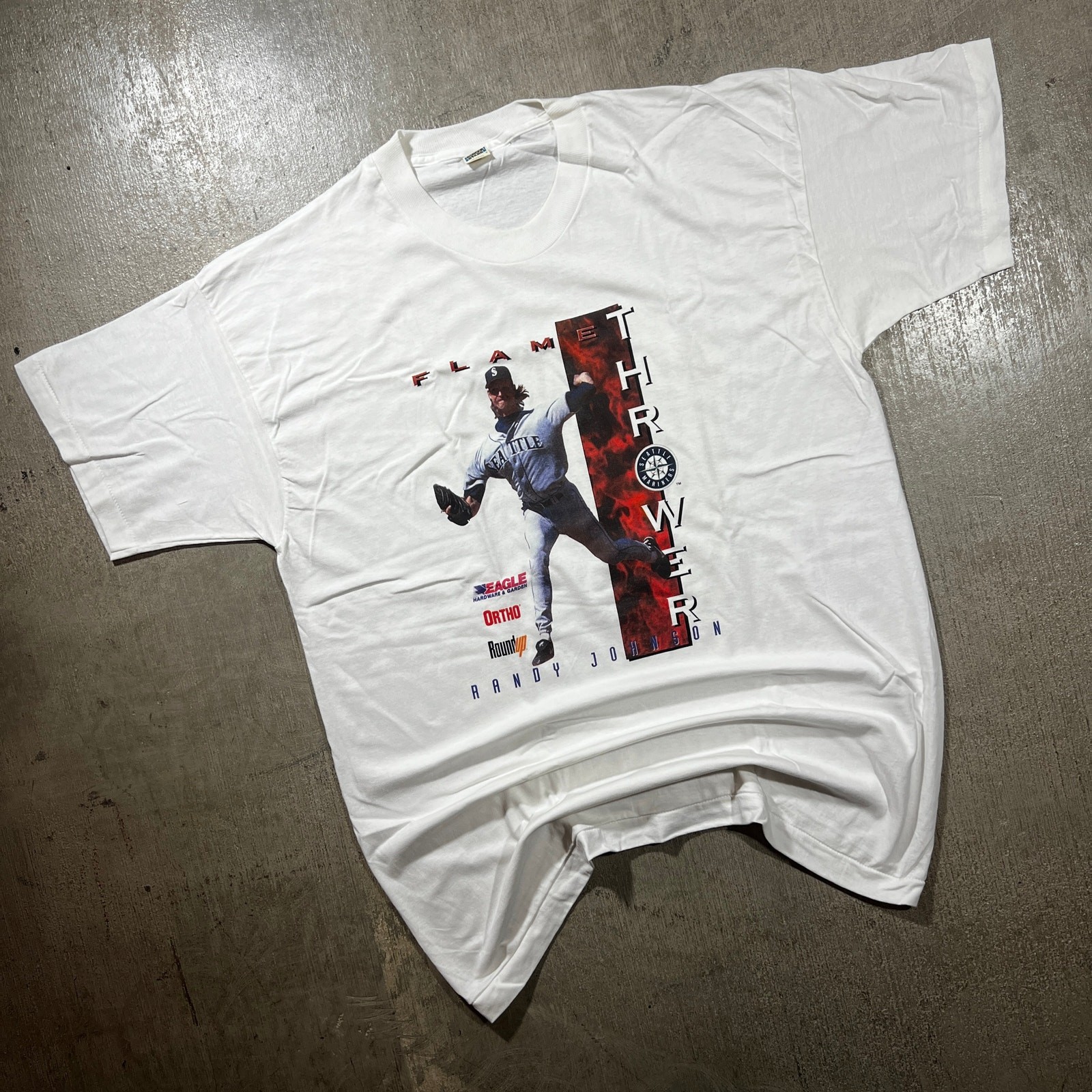 Vintage 90s Randy Johnson Flame Thrower Seattle Mariners T-Shirt XL